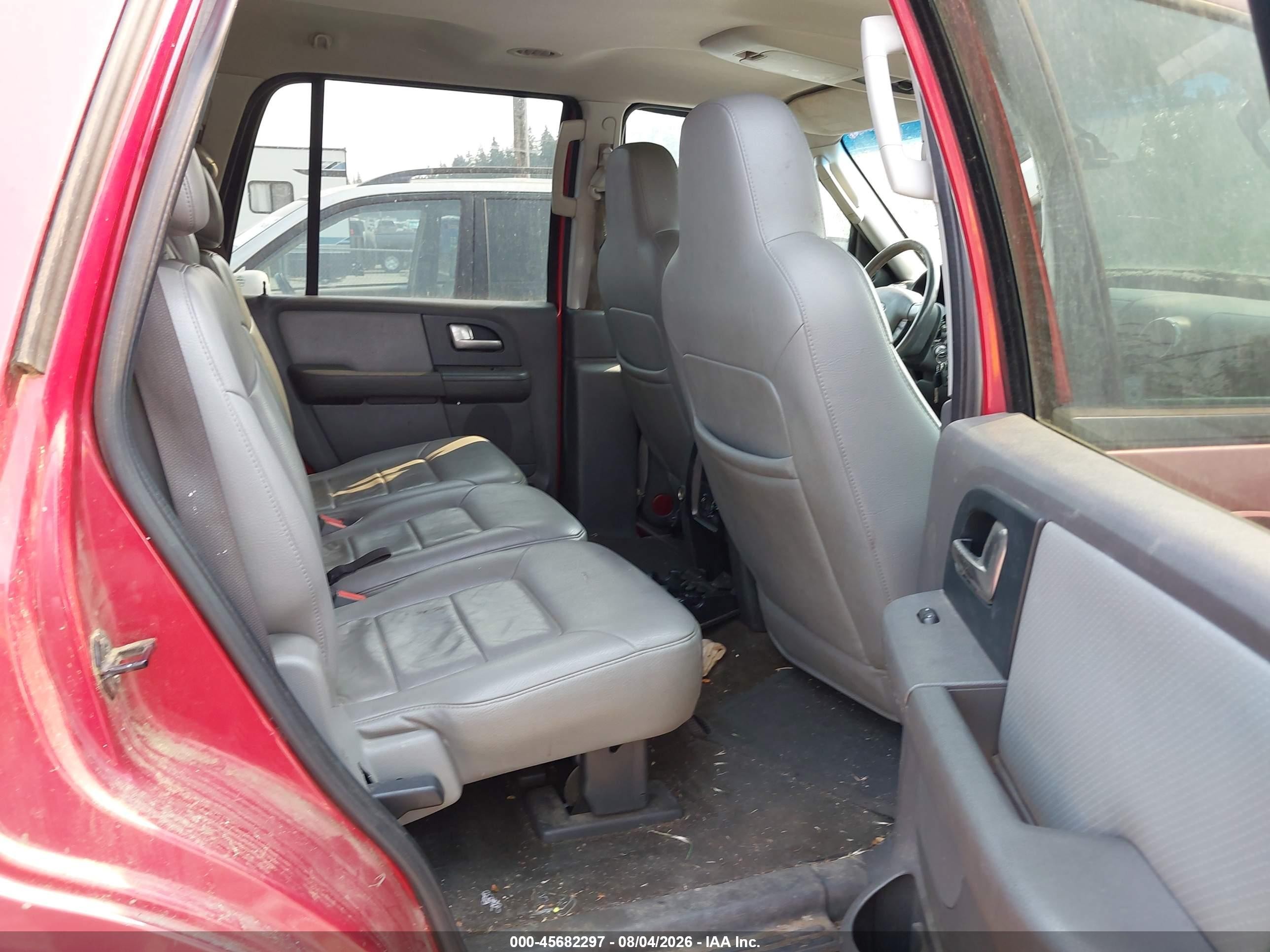 2003 Ford Expedition Xlt Красный vin: 1FMPU16L73LB98262