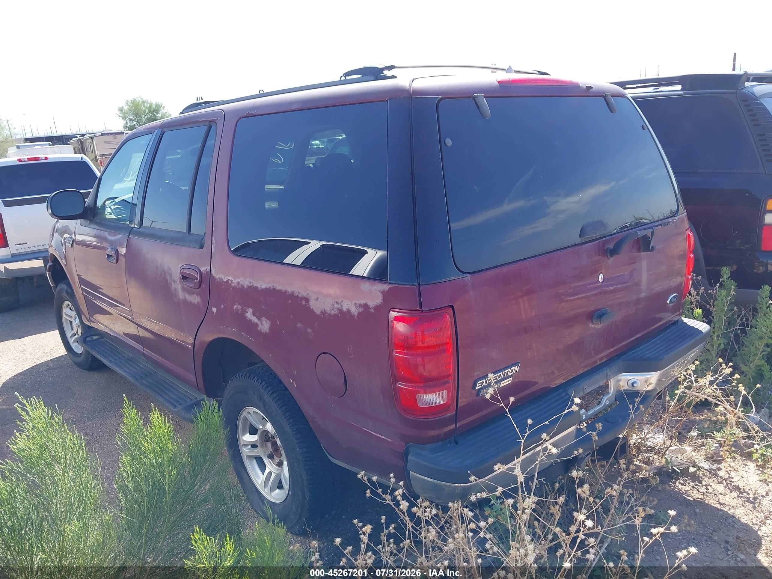 2001 Ford Expedition Xlt Burgundy vin: 1FMPU16L81LB04788