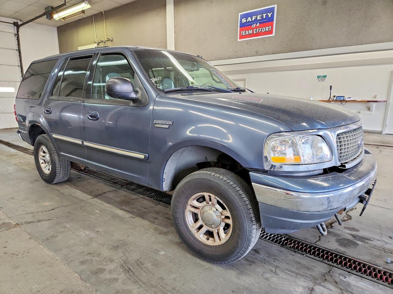 2001 Ford Expedition Xlt Blue vin: 1FMPU16L81LB33496