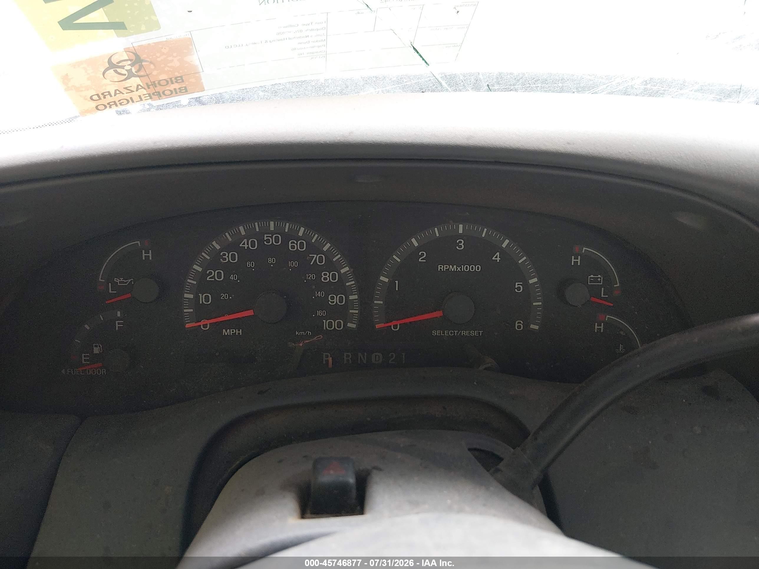 2002 Ford Expedition Xlt Silver vin: 1FMPU16L92LA63542