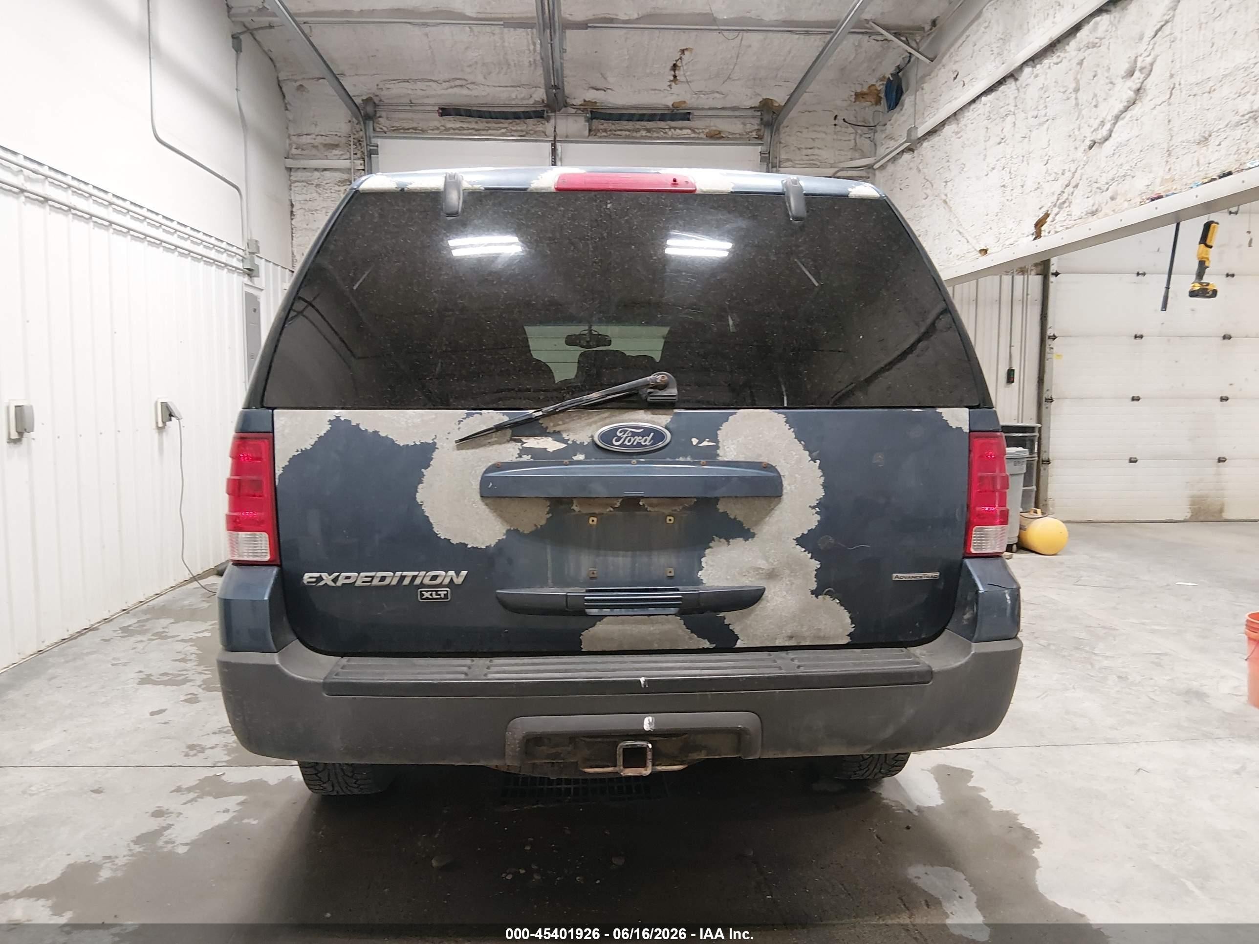 2003 Ford Expedition Xlt Blue vin: 1FMPU16L93LB88526