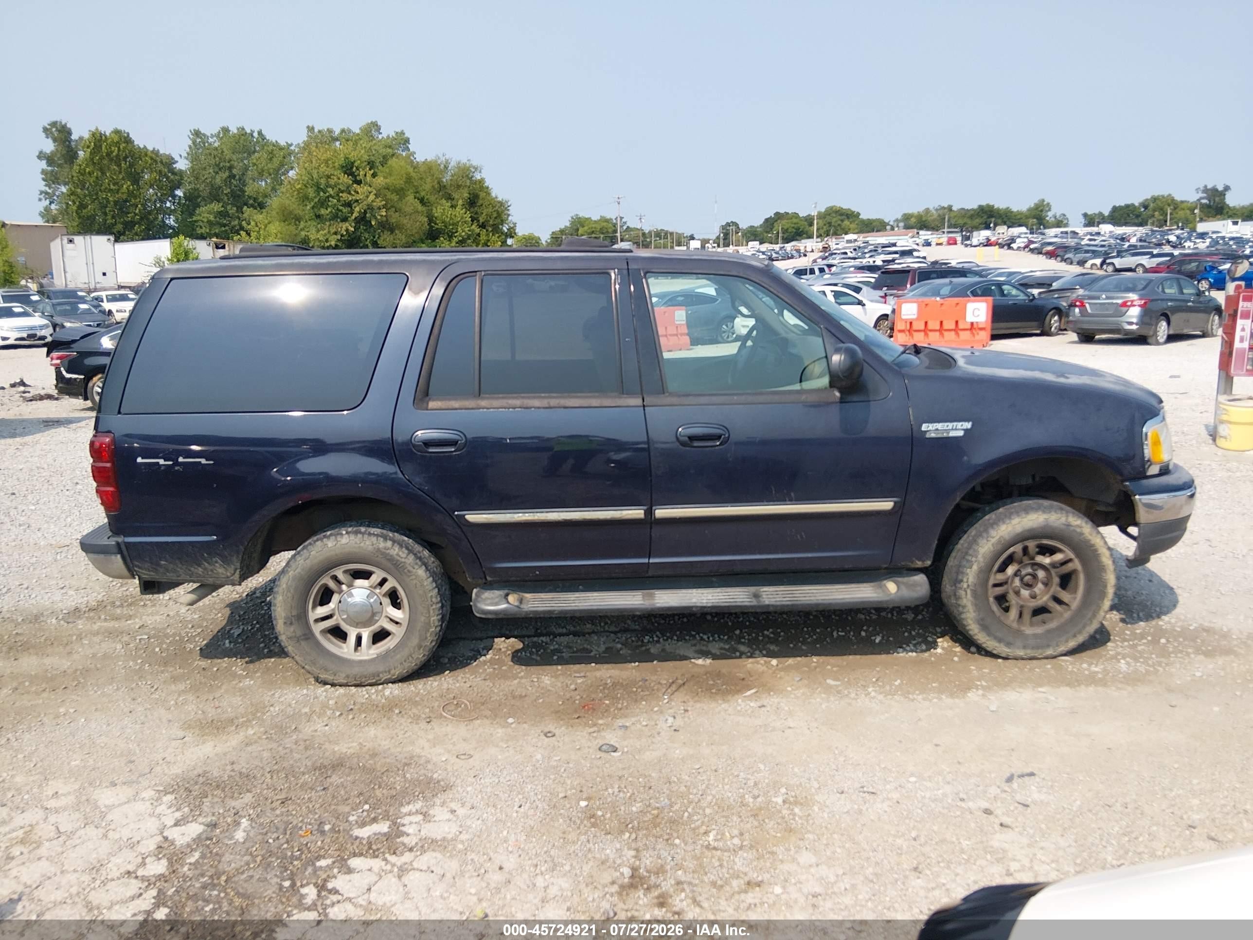 2000 Ford Expedition Xlt Blue vin: 1FMPU16L9YLC21614