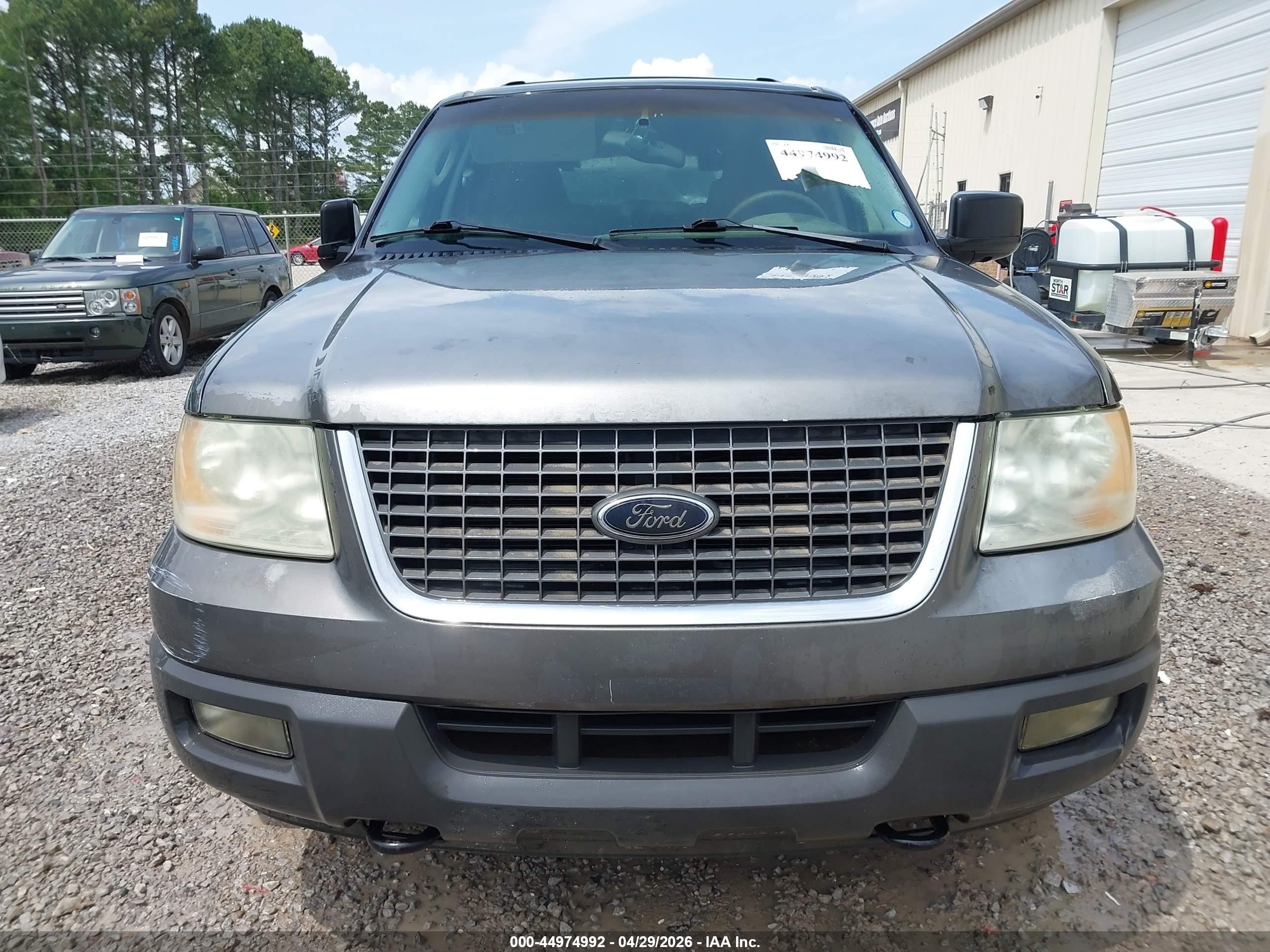 2004 Ford Expedition Nbx/xlt Black vin: 1FMPU16LX4LA37003