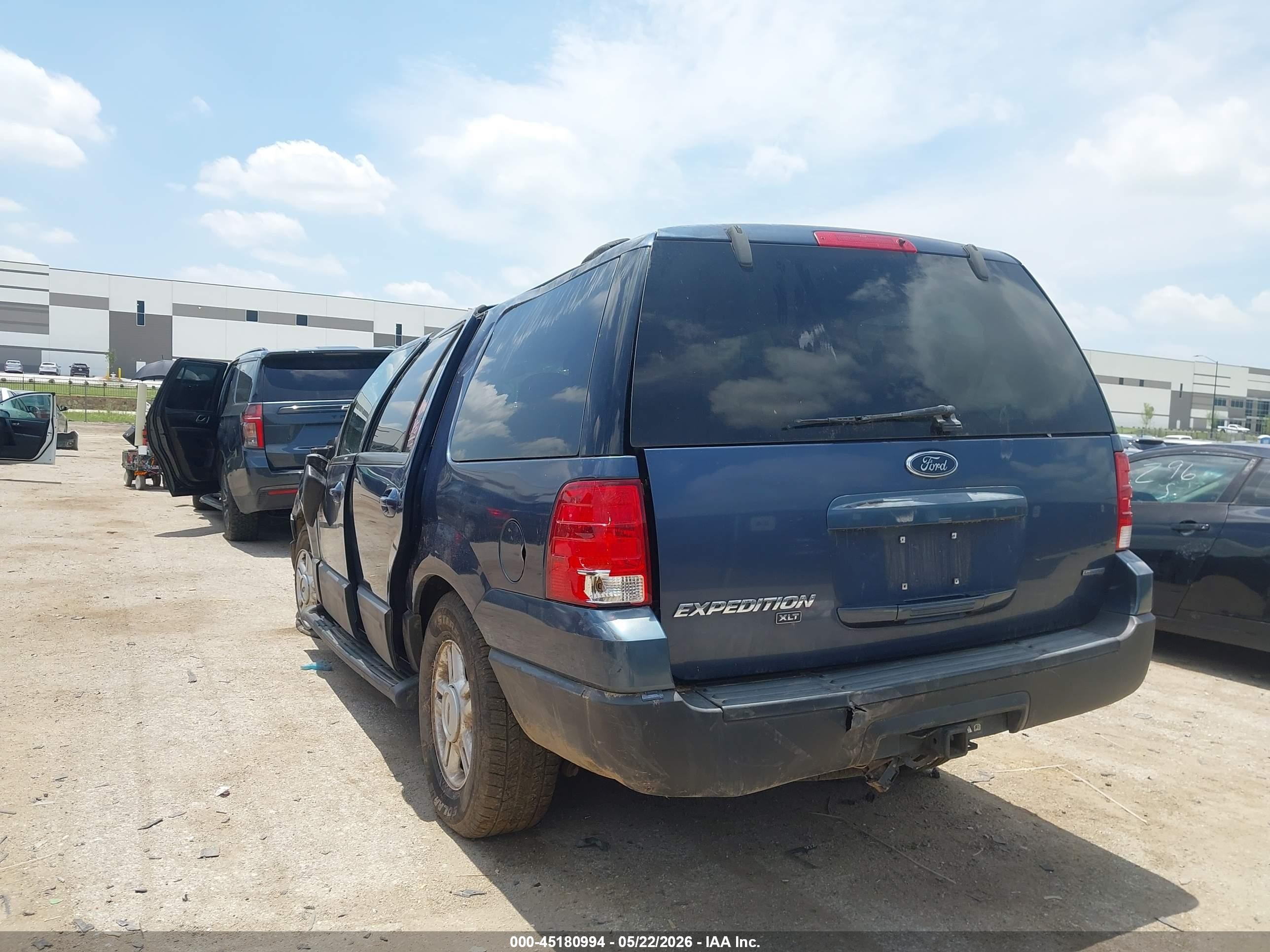 2004 Ford Expedition Nbx/xlt Синий vin: 1FMPU16LX4LB19412