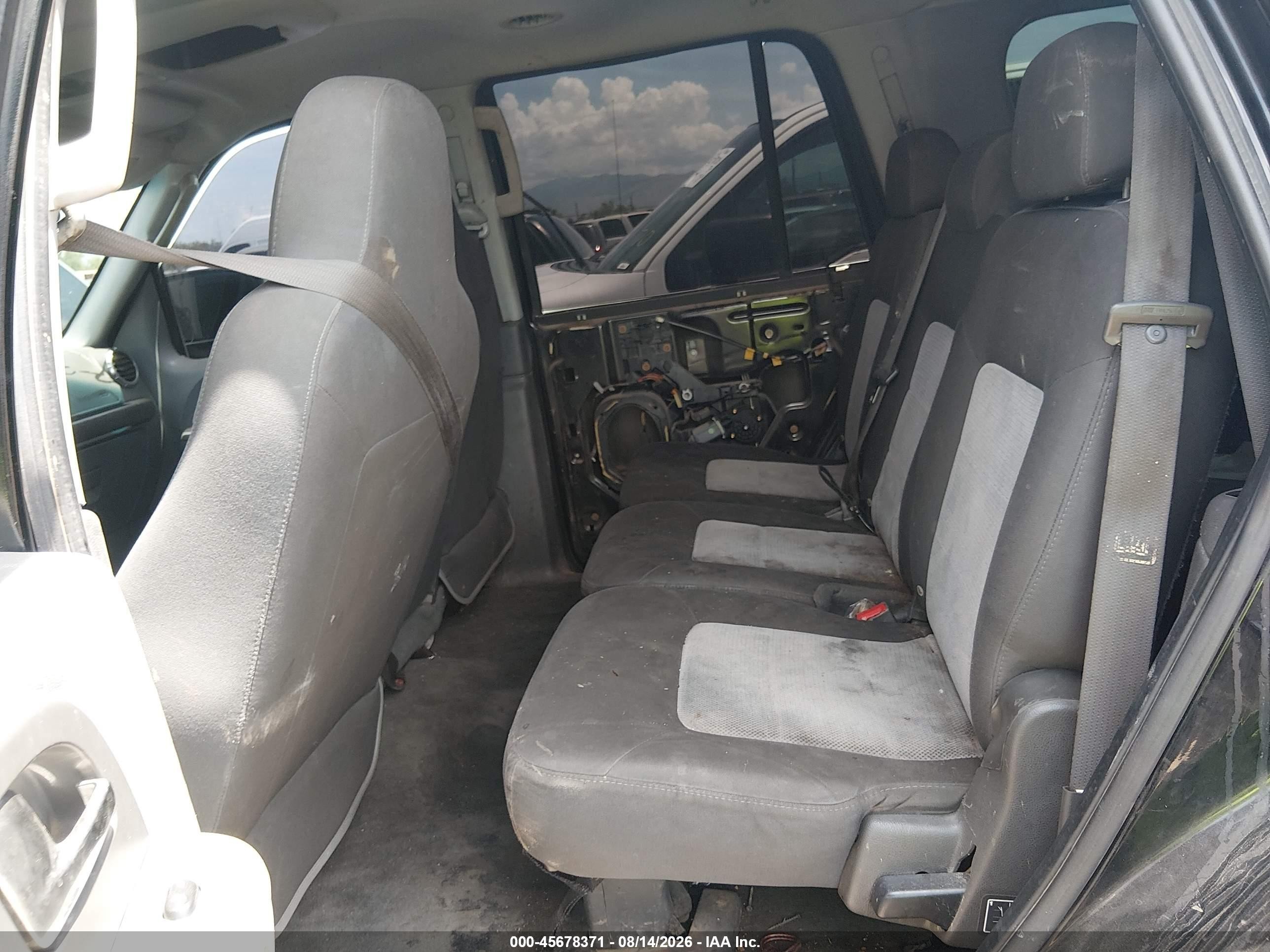 2004 Ford Expedition Xlt Черный vin: 1FMPU16W04LA80582