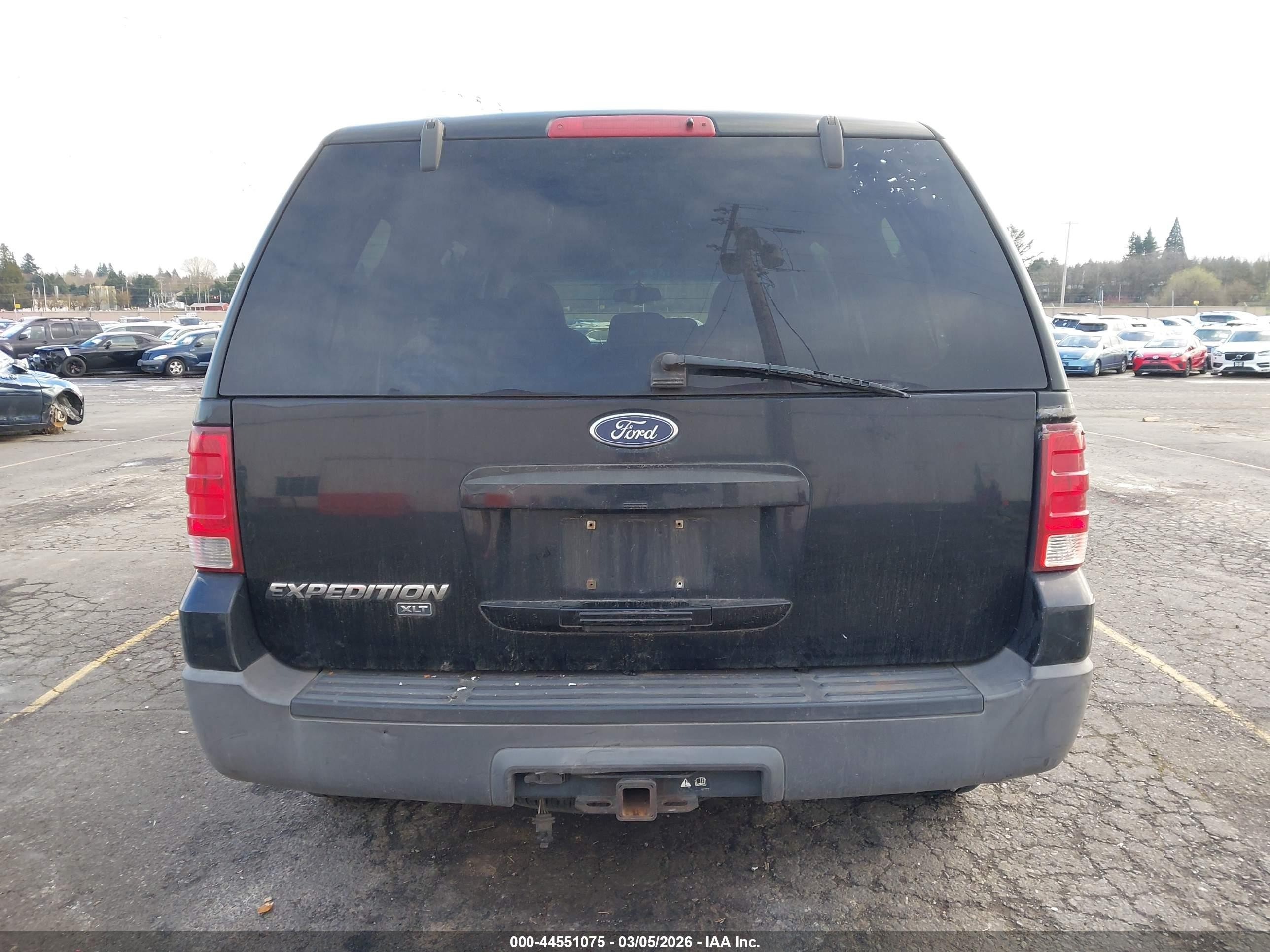 2003 Ford Expedition Xlt Black vin: 1FMPU16WX3LA24325