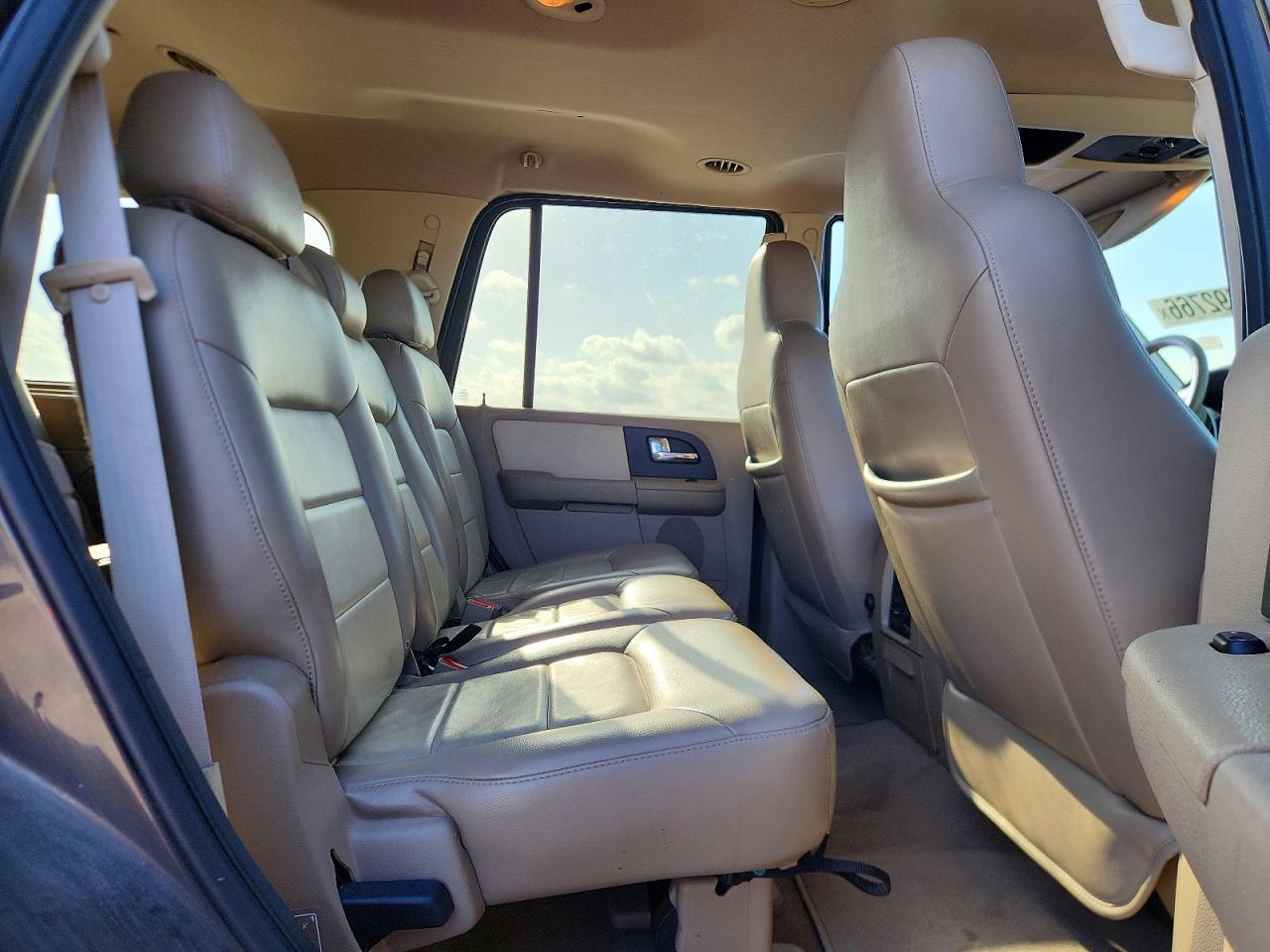 2005 Ford Expedition Eddie Bauer Gray vin: 1FMPU17505LA87796