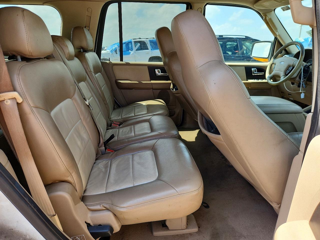 2006 Ford Expedition Eddie Bauer White vin: 1FMPU17556LB00222