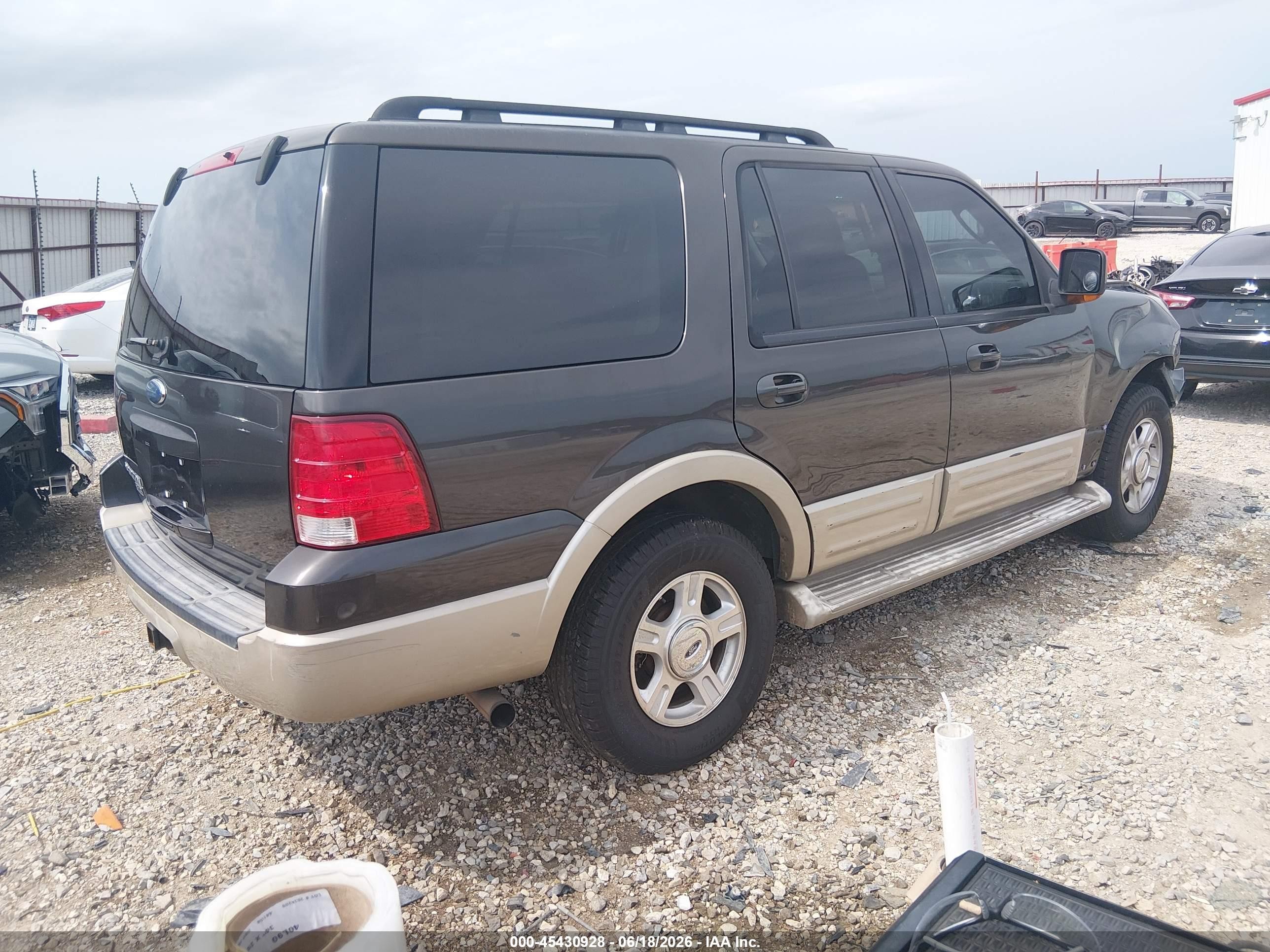 2005 Ford Expedition Eddie Bauer/king Ranch Gray vin: 1FMPU17575LA13436