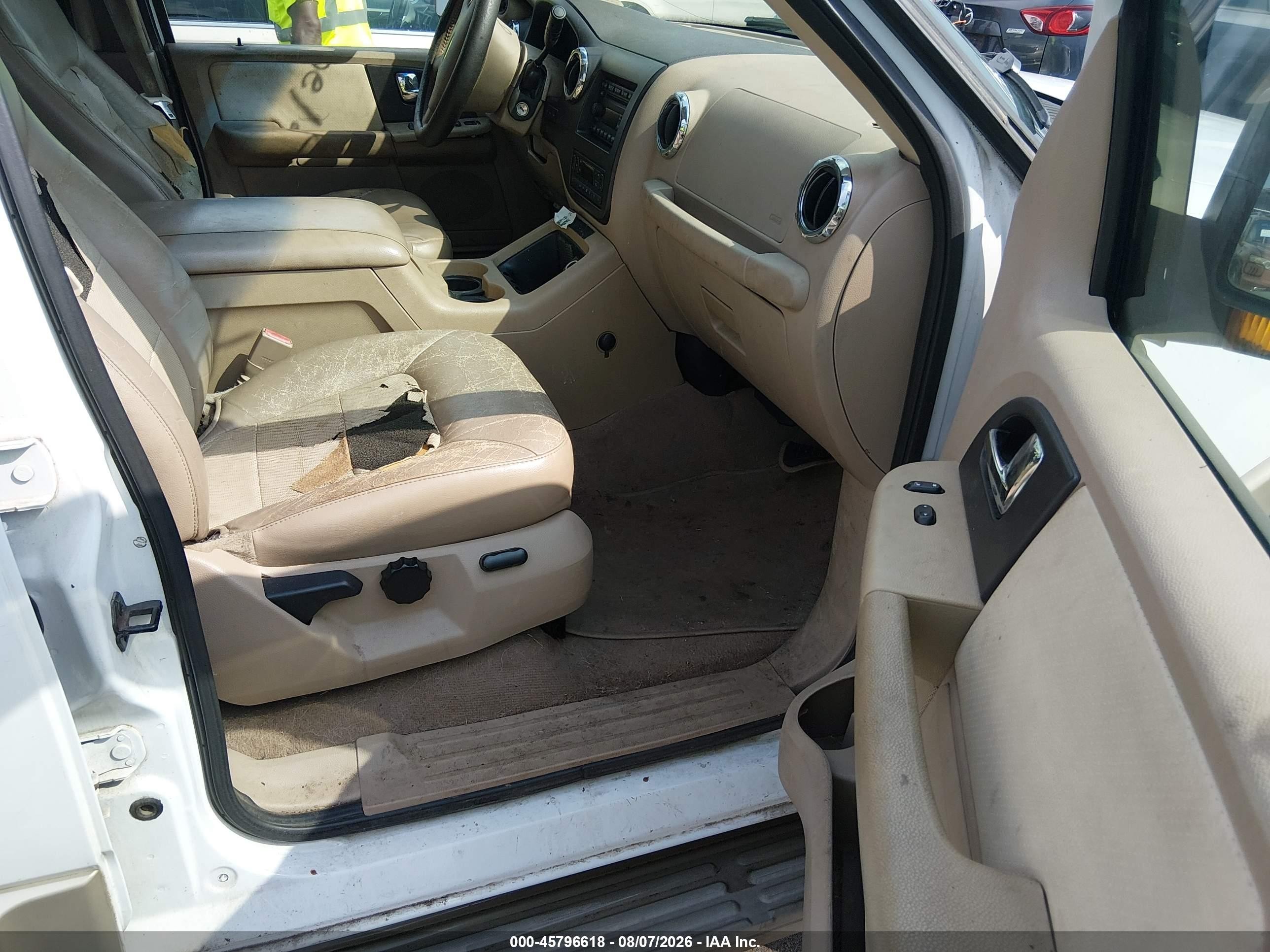 2006 Ford Expedition Eddie Bauer/king Ranch Белый vin: 1FMPU17576LA05015