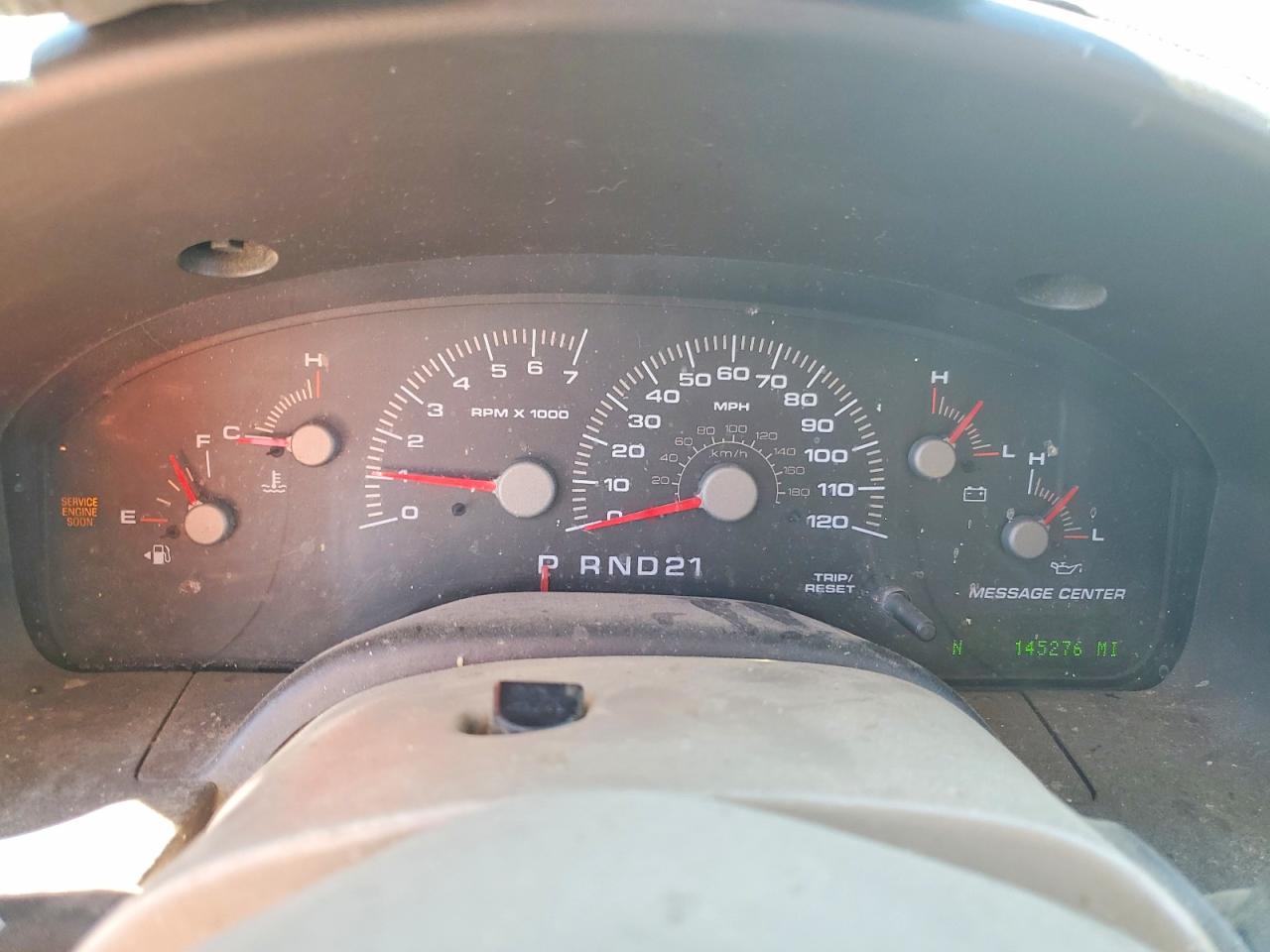 2004 Ford Expedition Eddie Bauer White vin: 1FMPU17L24LB18429