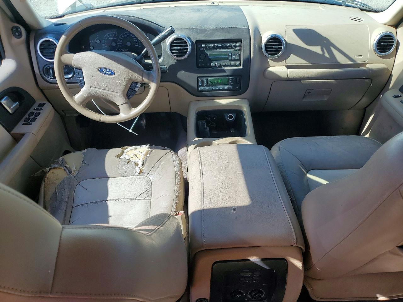 2004 Ford Expedition Eddie Bauer White vin: 1FMPU17L24LB18429