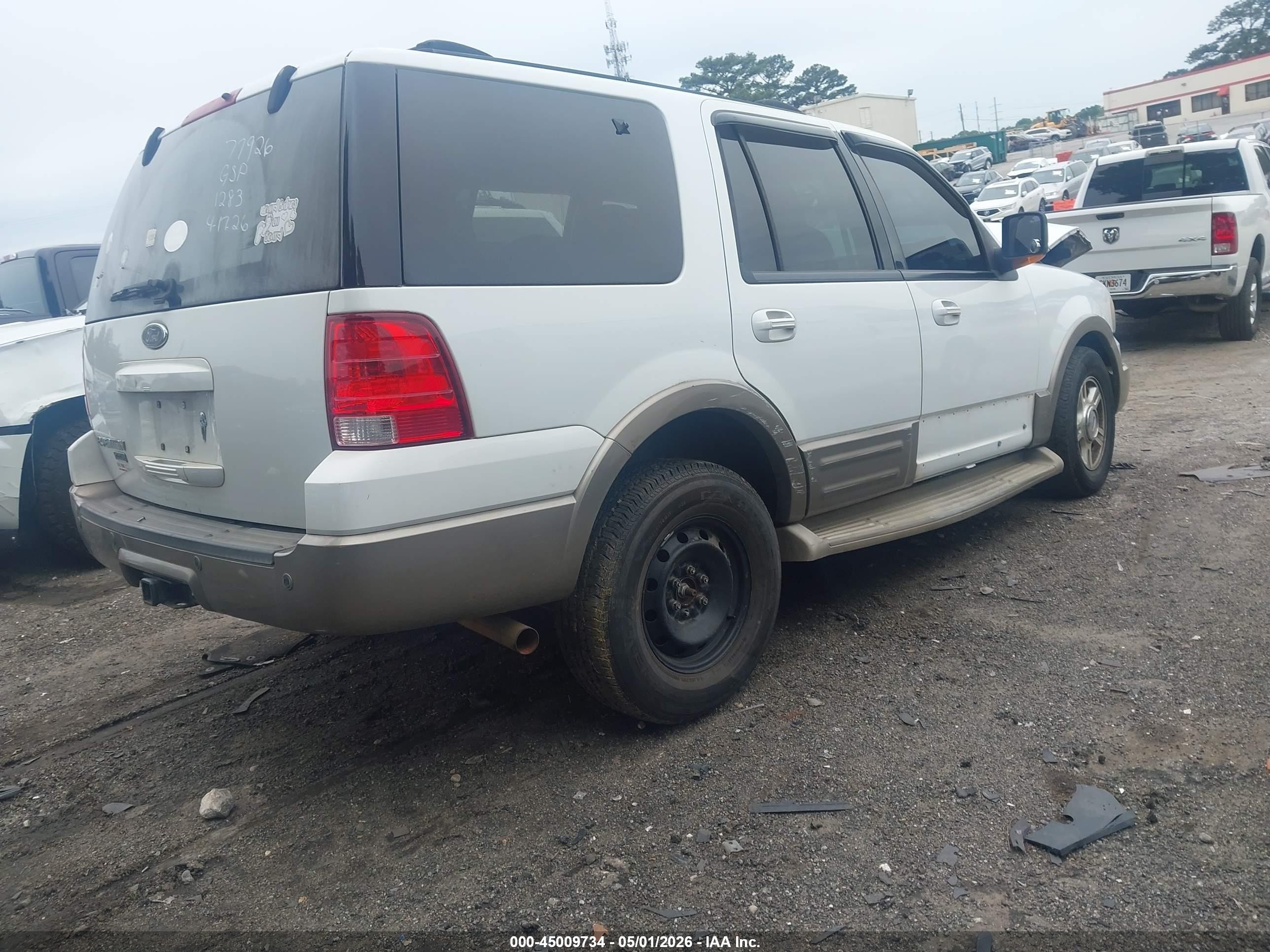 2004 Ford Expedition Eddie Bauer White vin: 1FMPU17L54LB41283