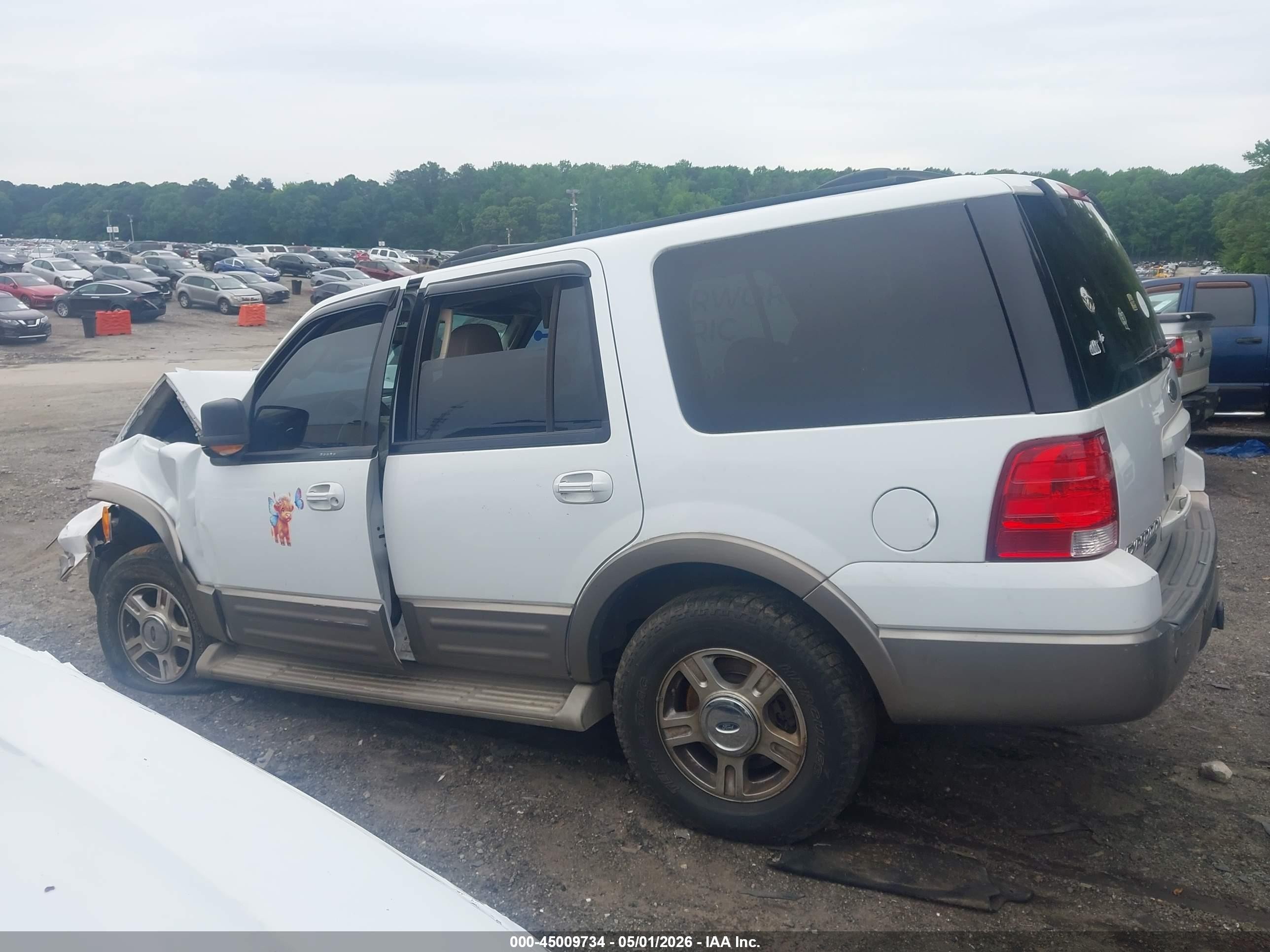 2004 Ford Expedition Eddie Bauer White vin: 1FMPU17L54LB41283