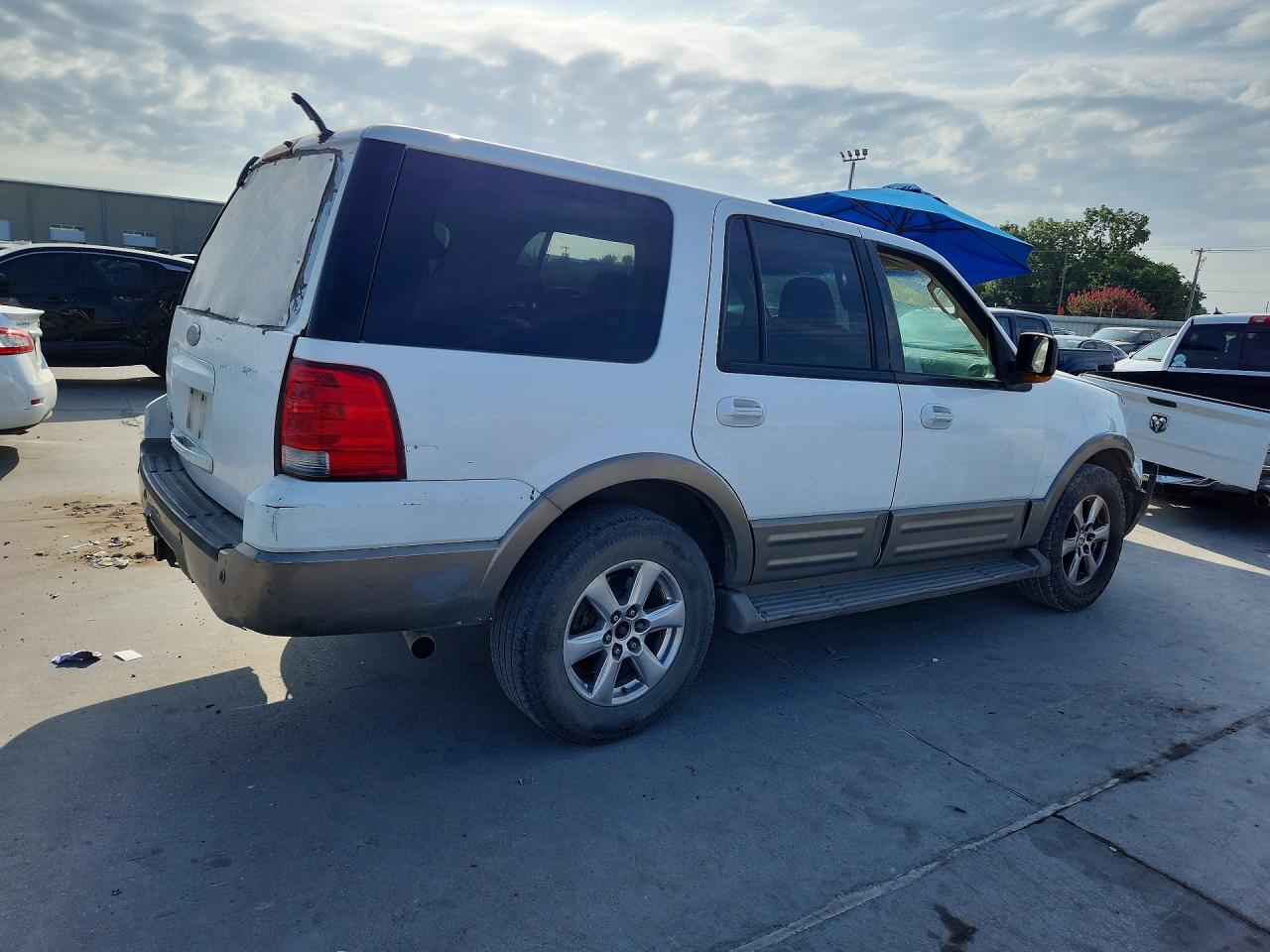 2003 Ford Expedition Eddie Bauer White vin: 1FMPU17L73LC56756