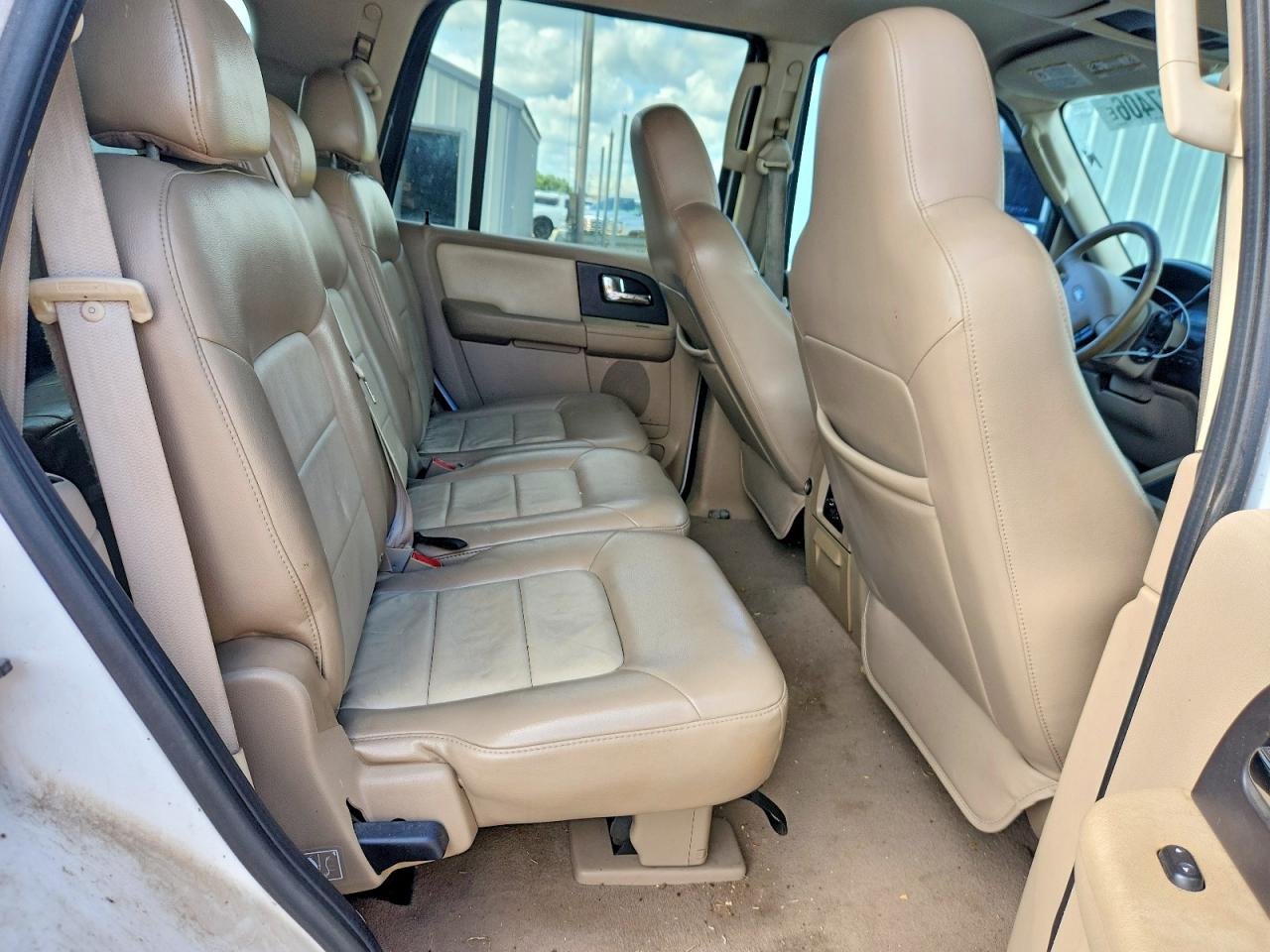 2006 Ford Expedition Eddie Bauer Белый vin: 1FMPU18526LA13411