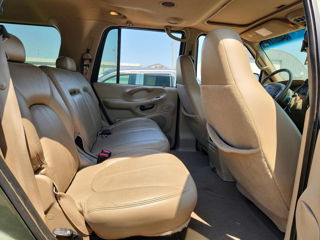 2000 Ford Expedition Eddie Bauer Green vin: 1FMPU18L0YLA43153