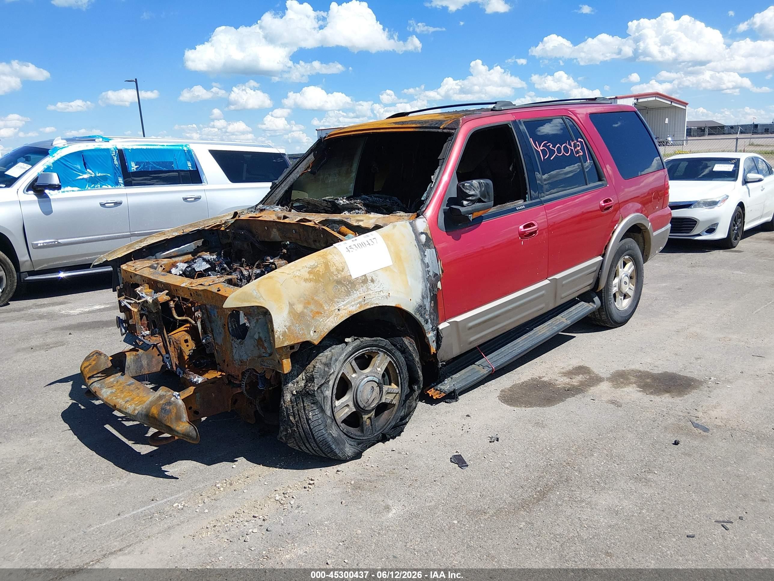 2003 Ford Expedition Eddie Bauer Red vin: 1FMPU18L13LA03365