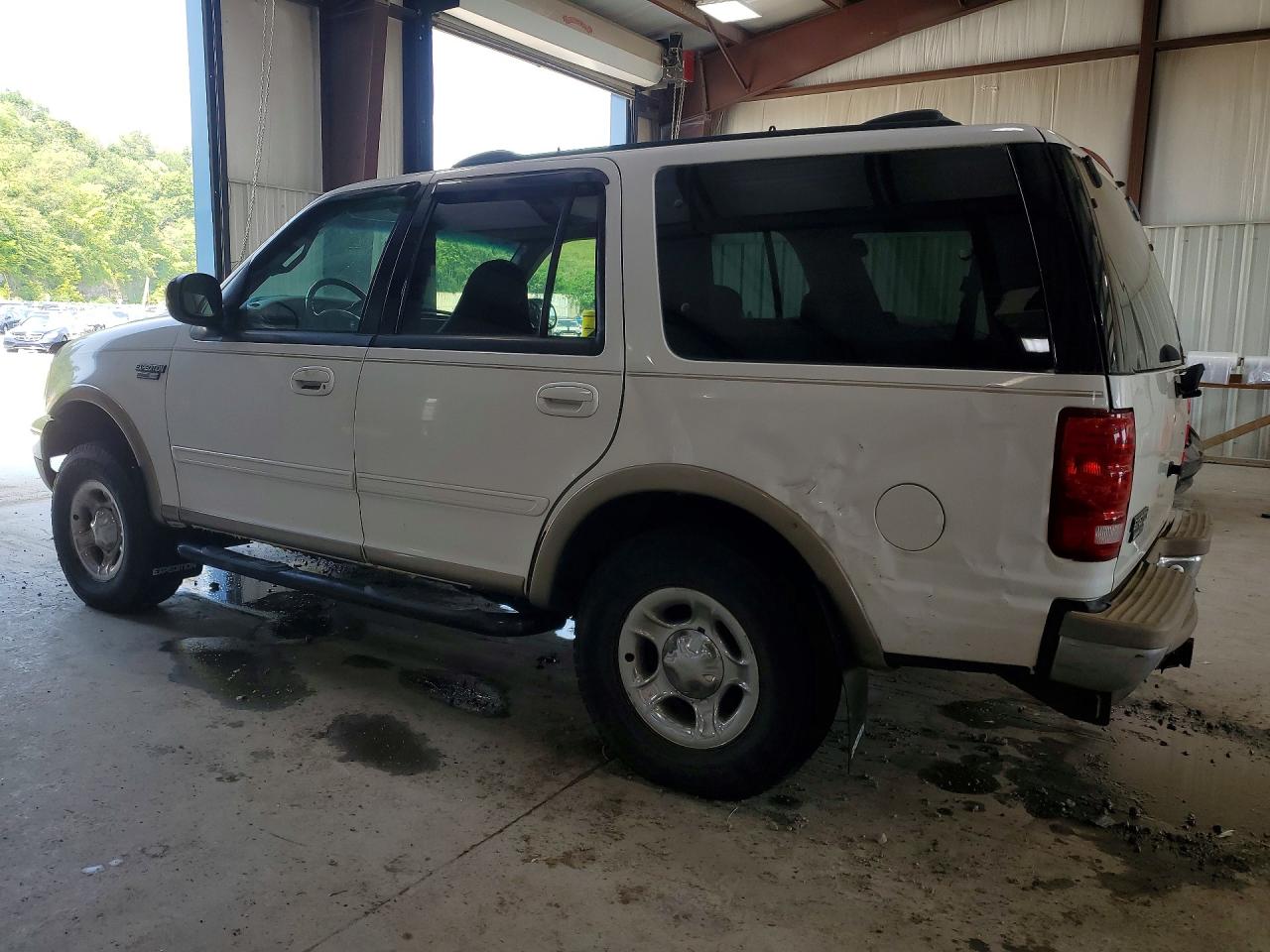 2000 Ford Expedition Eddie Bauer White vin: 1FMPU18L1YLC35746