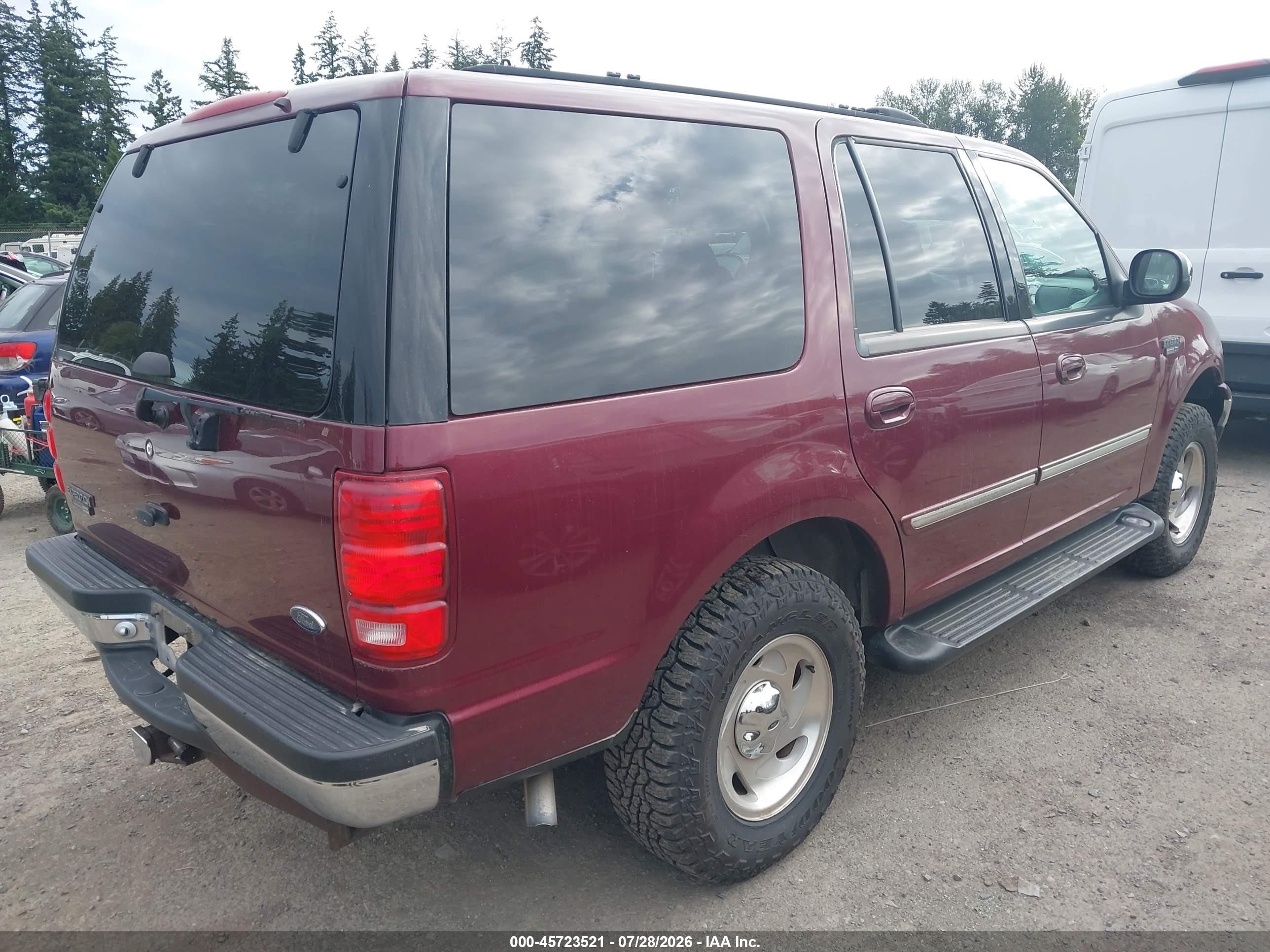 1999 Ford Expedition Eddie Bauer/xlt Red vin: 1FMPU18L3XLA67526