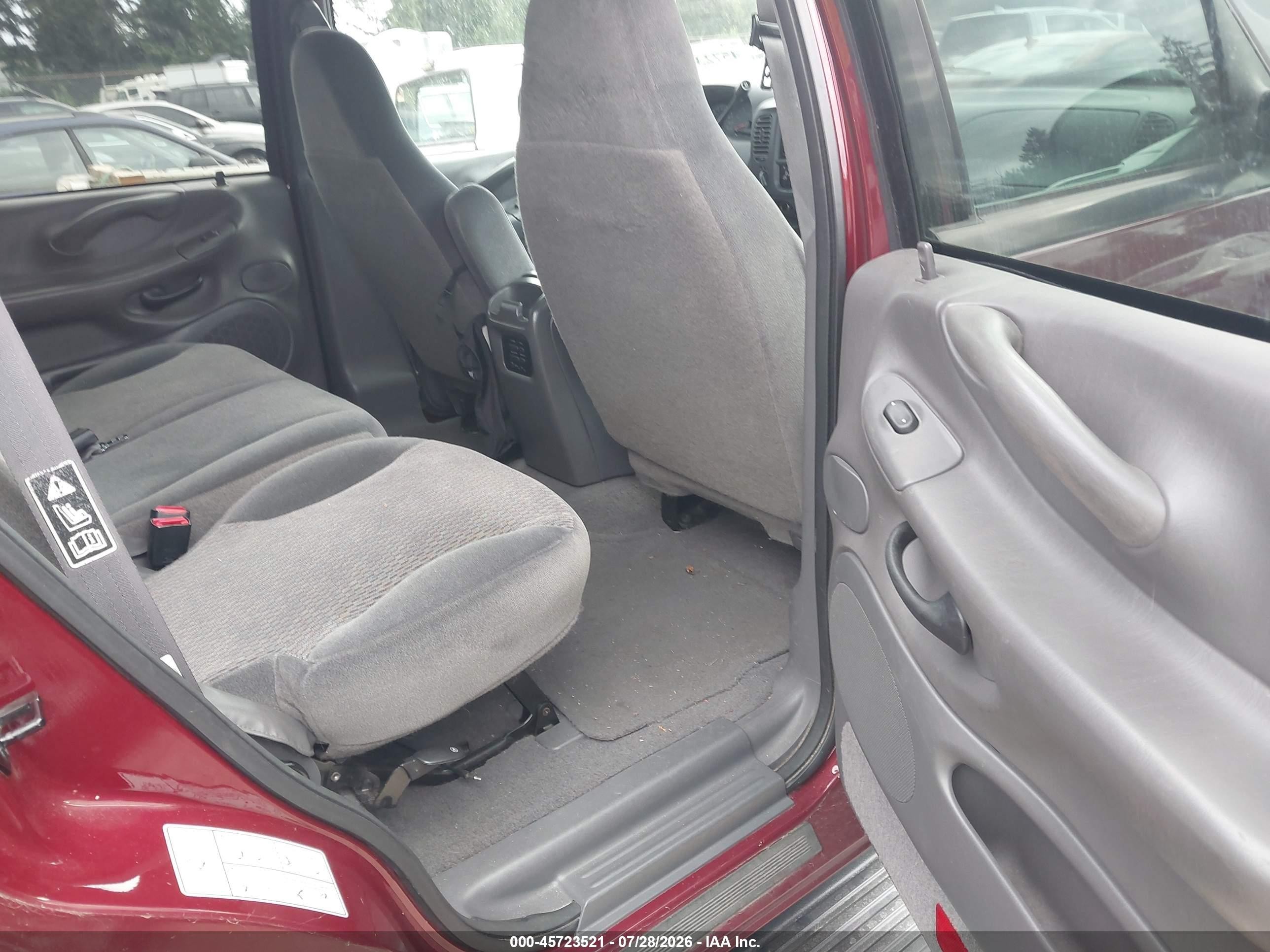 1999 Ford Expedition Eddie Bauer/xlt Red vin: 1FMPU18L3XLA67526