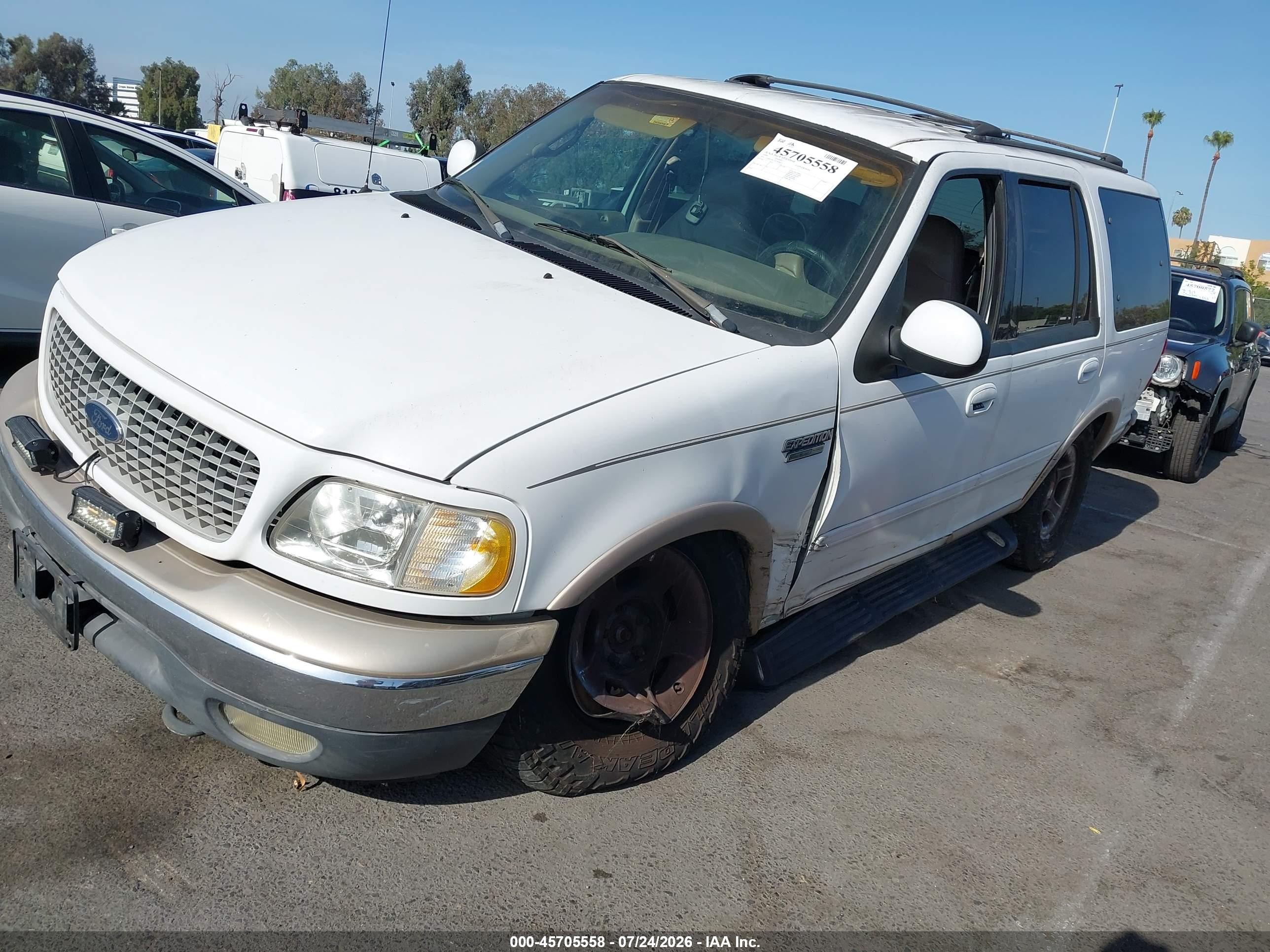 1999 Ford Expedition Eddie Bauer/xlt White vin: 1FMPU18L3XLB38417