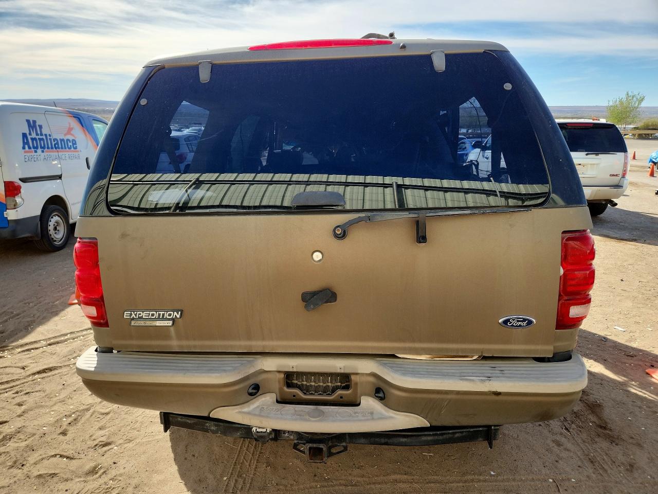 2001 Ford Expdtion Brown vin: 1FMPU18L41LB71059