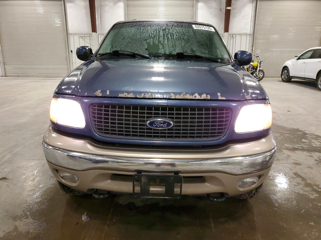 2002 Ford Expedition Eddie Bauer Blue vin: 1FMPU18L42LA06226