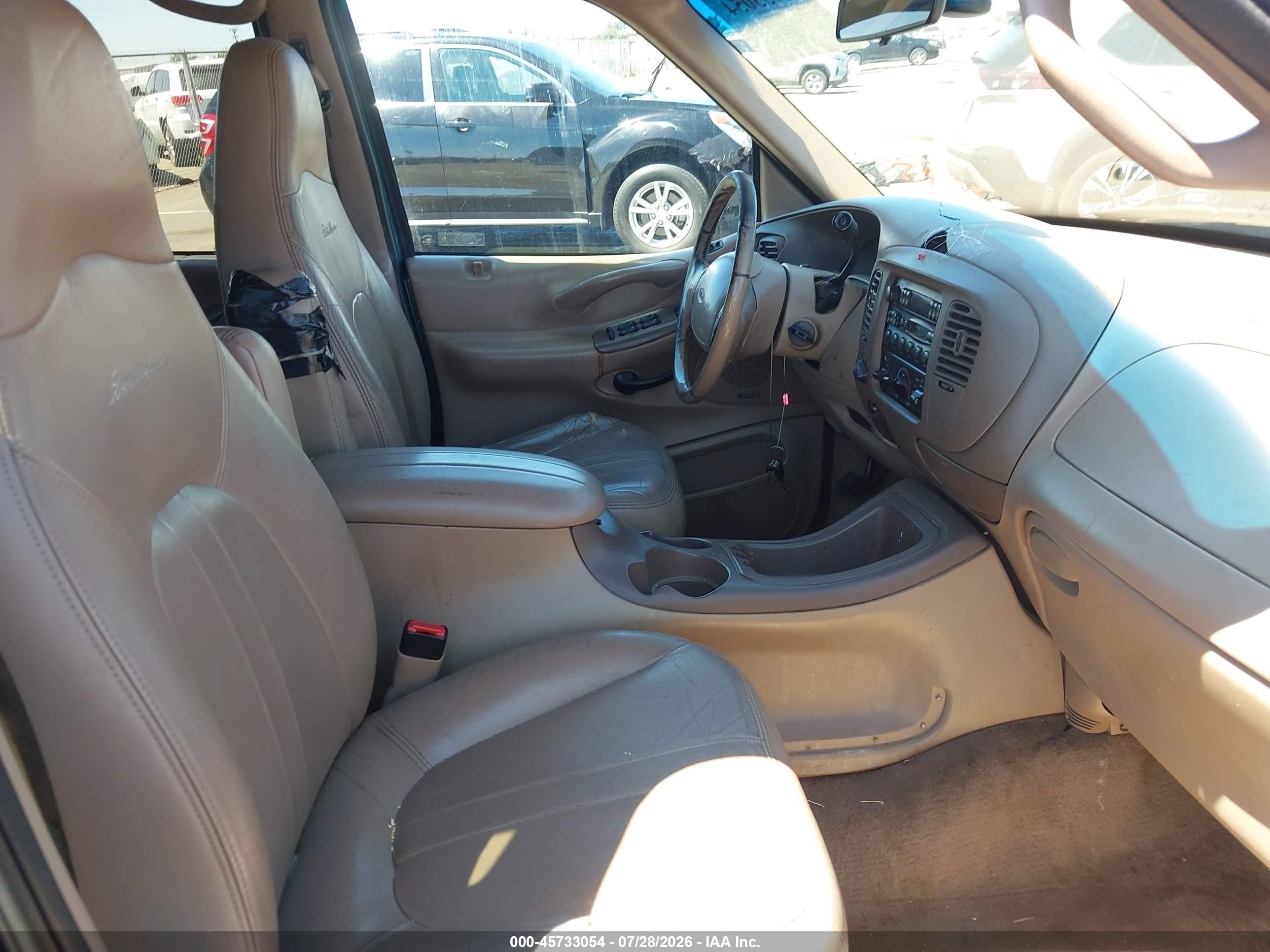 1998 Ford Expedition Eddie Bauer/xlt Green vin: 1FMPU18L4WLB62451