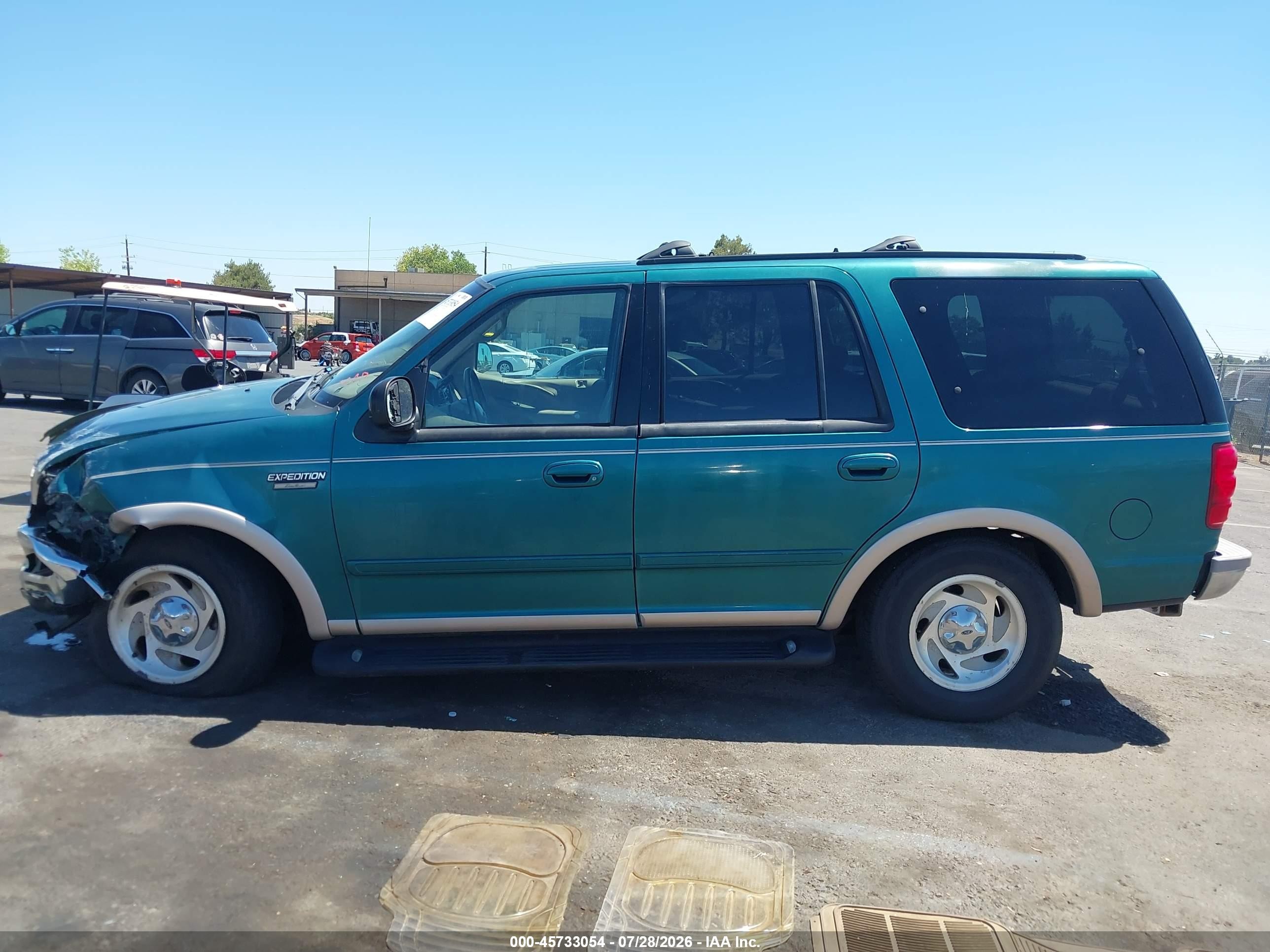 1998 Ford Expedition Eddie Bauer/xlt Green vin: 1FMPU18L4WLB62451