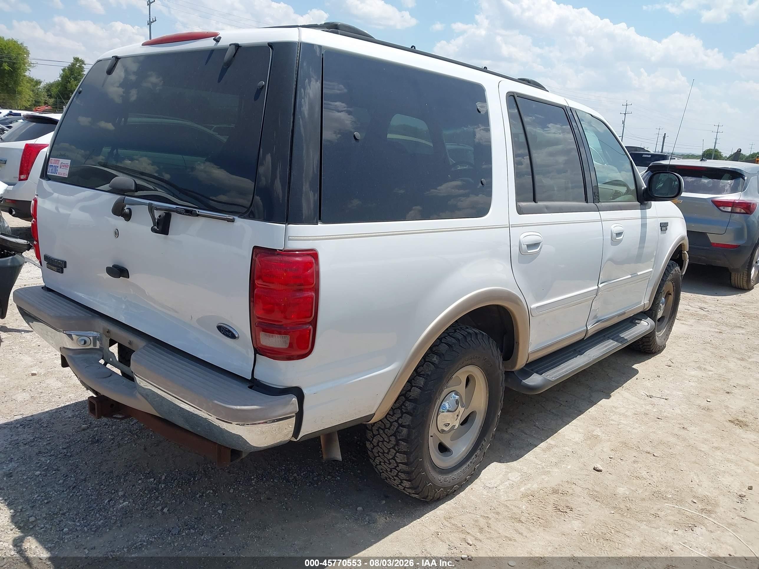 1999 Ford Expedition Eddie Bauer/xlt White vin: 1FMPU18L4XLA62349