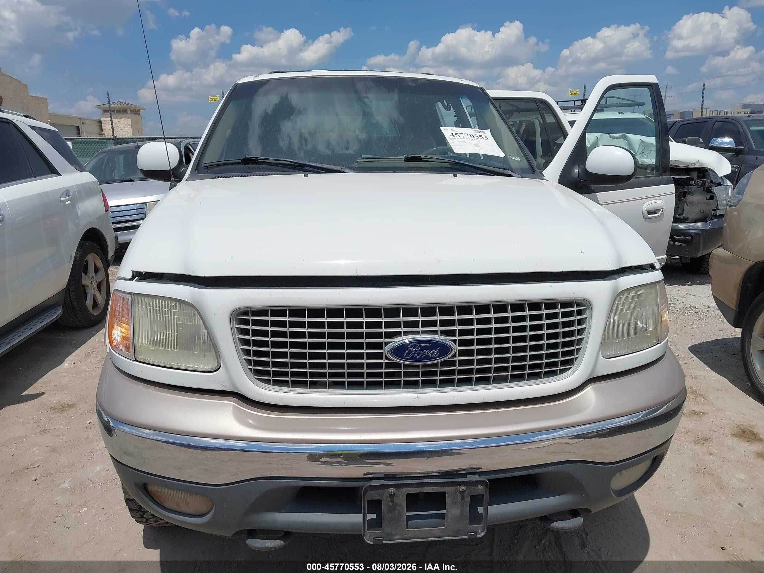 1999 Ford Expedition Eddie Bauer/xlt White vin: 1FMPU18L4XLA62349