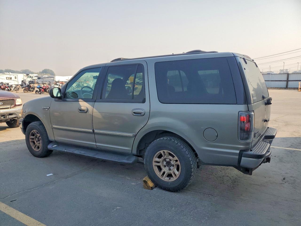 1999 Ford Expedition Gray vin: 1FMPU18L4XLB73824