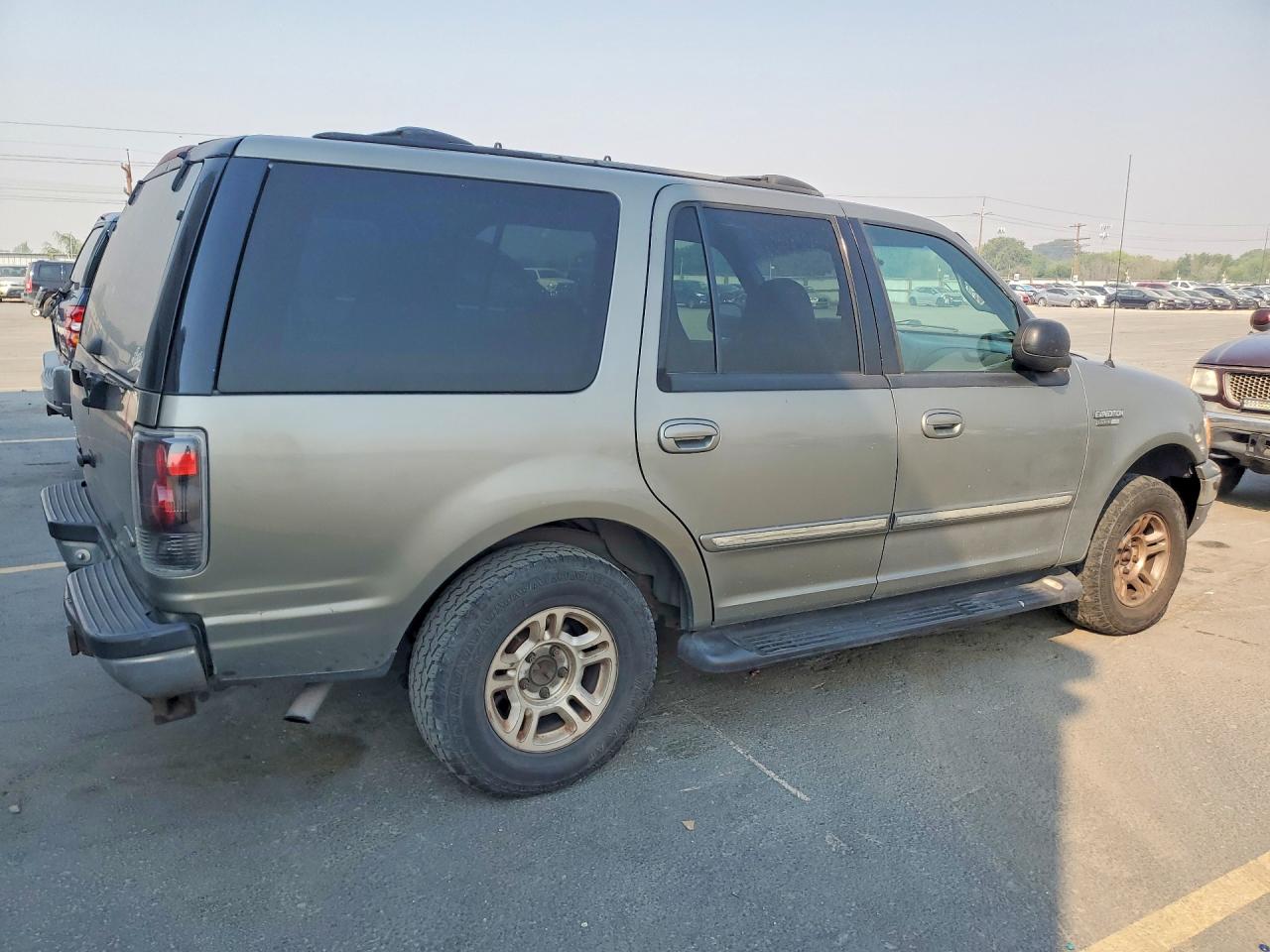1999 Ford Expedition Gray vin: 1FMPU18L4XLB73824