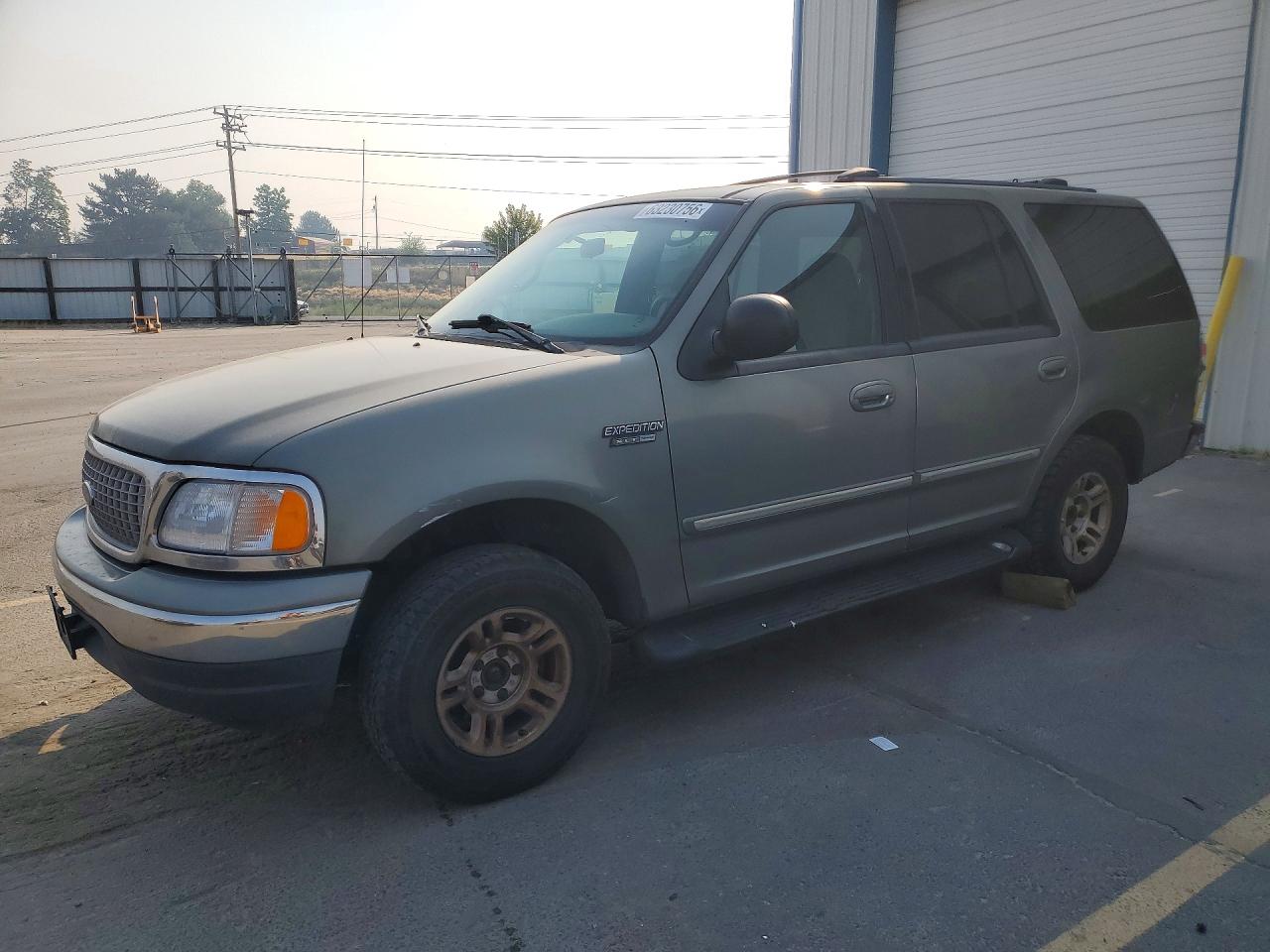 1999 Ford Expedition Gray vin: 1FMPU18L4XLB73824