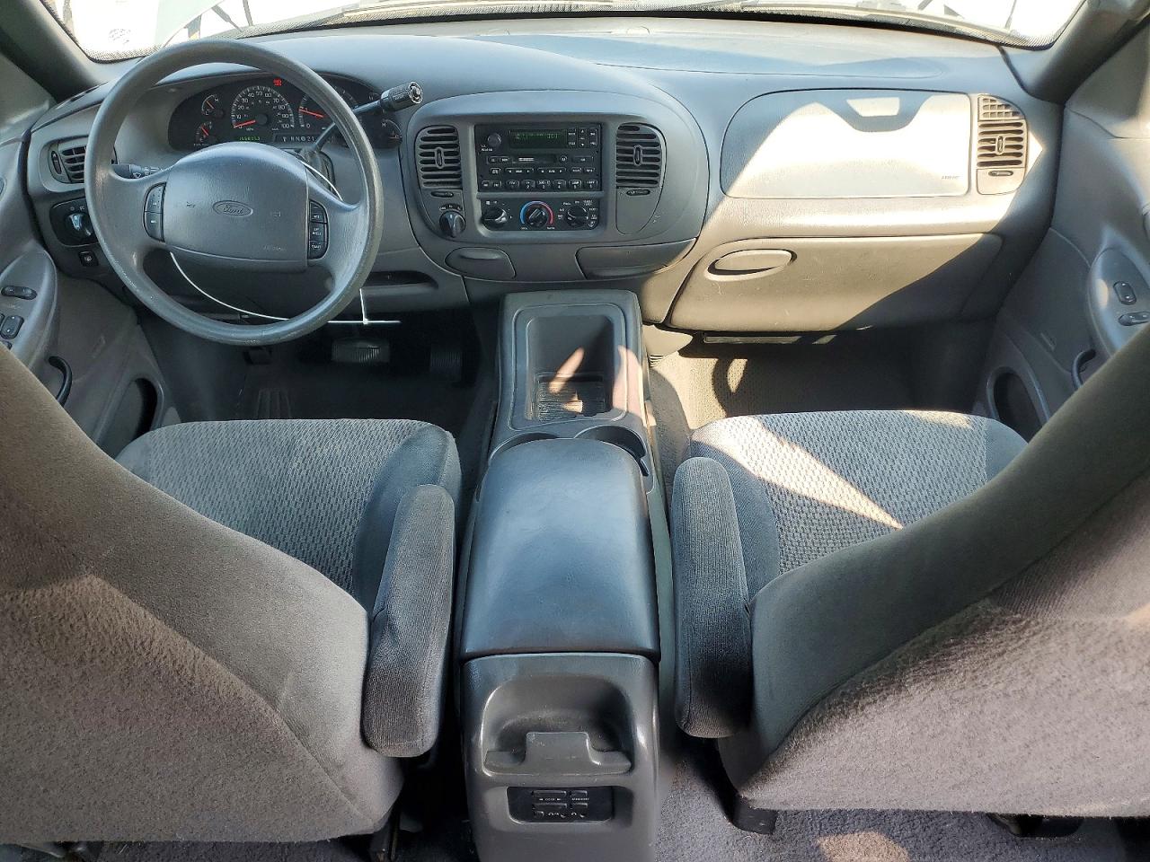 1999 Ford Expedition Gray vin: 1FMPU18L4XLB73824