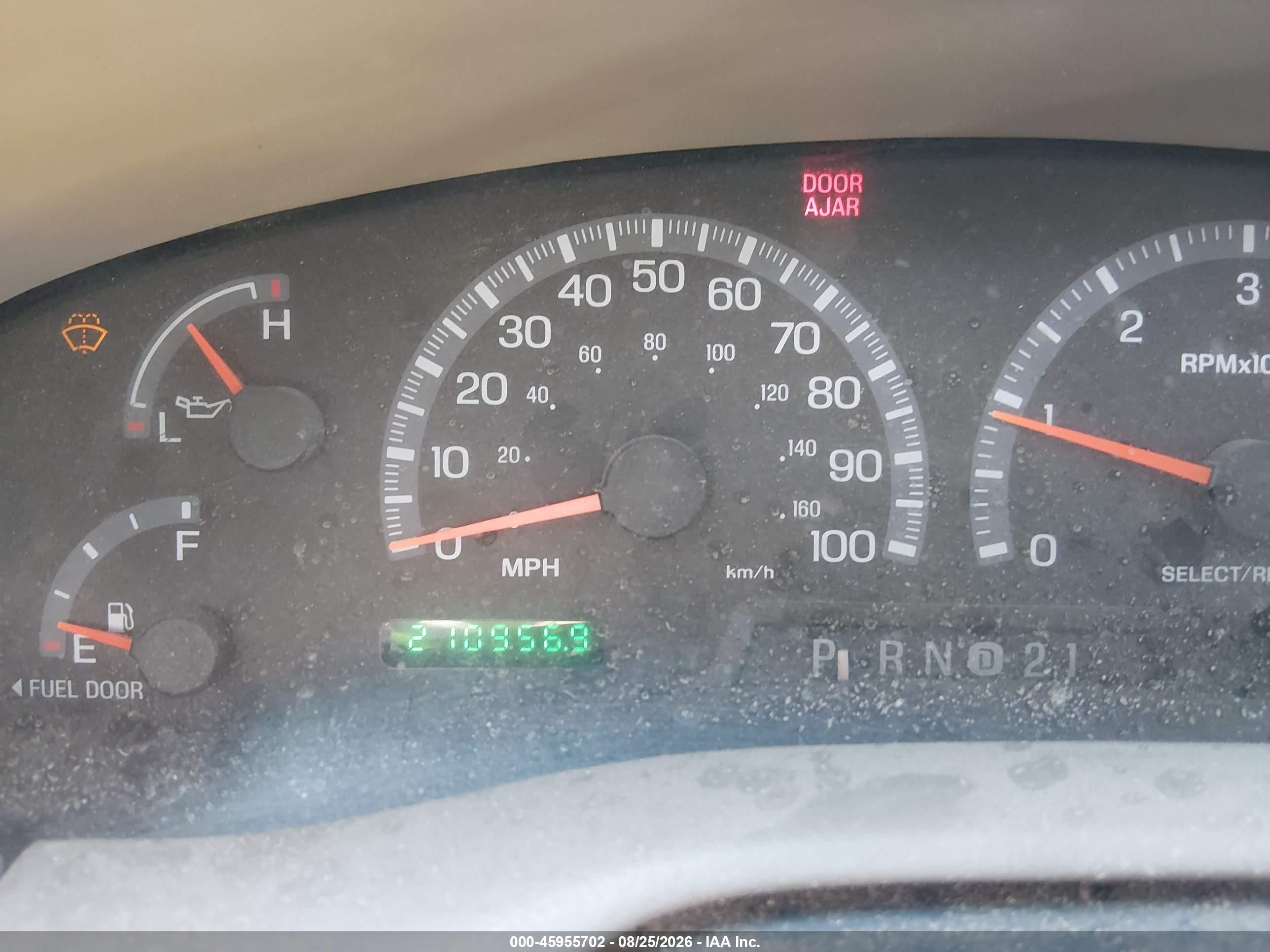2002 Ford Expedition Eddie Bauer Red vin: 1FMPU18L52LA73918