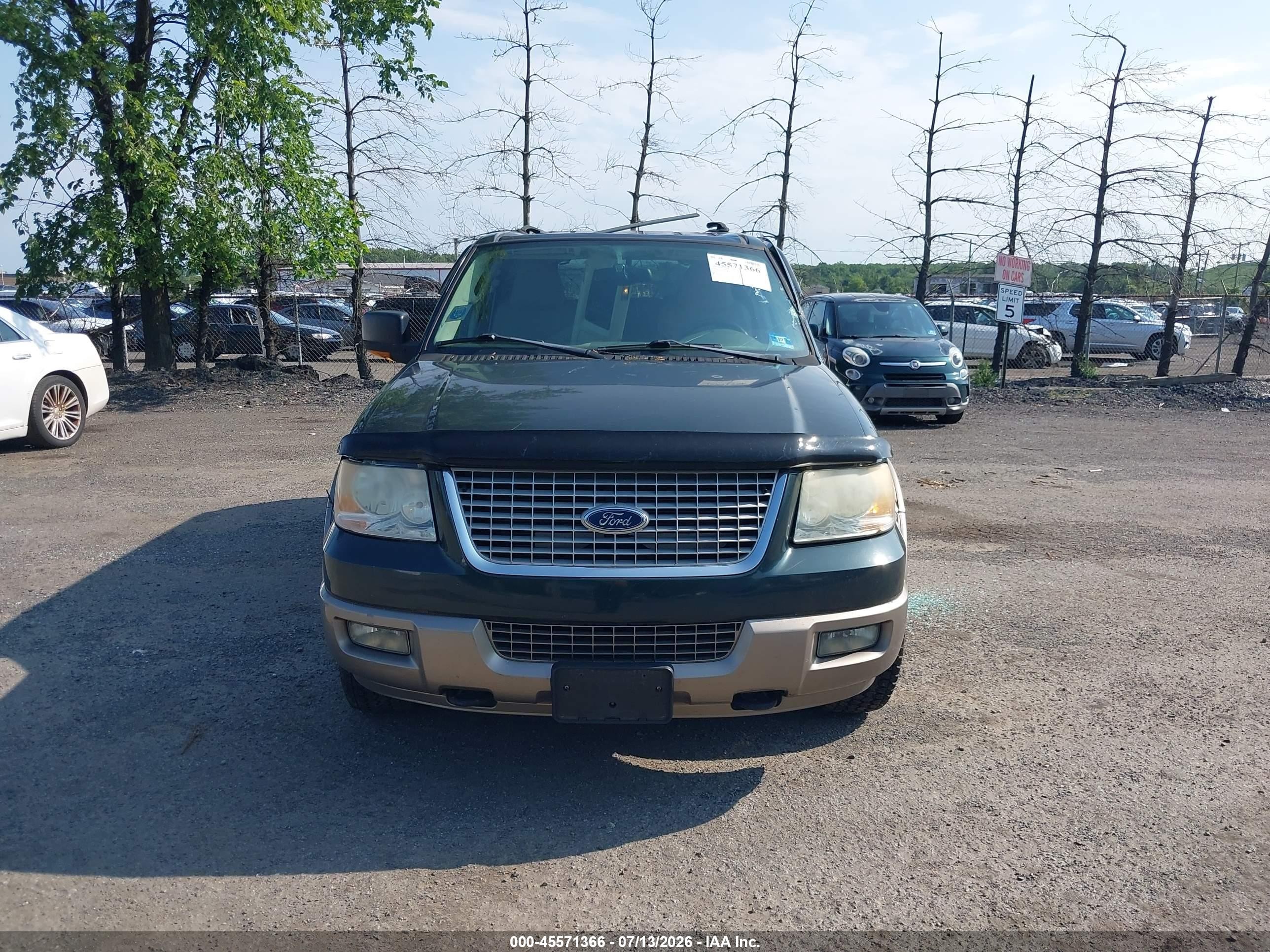 2004 Ford Expedition Eddie Bauer Green vin: 1FMPU18L54LA54854