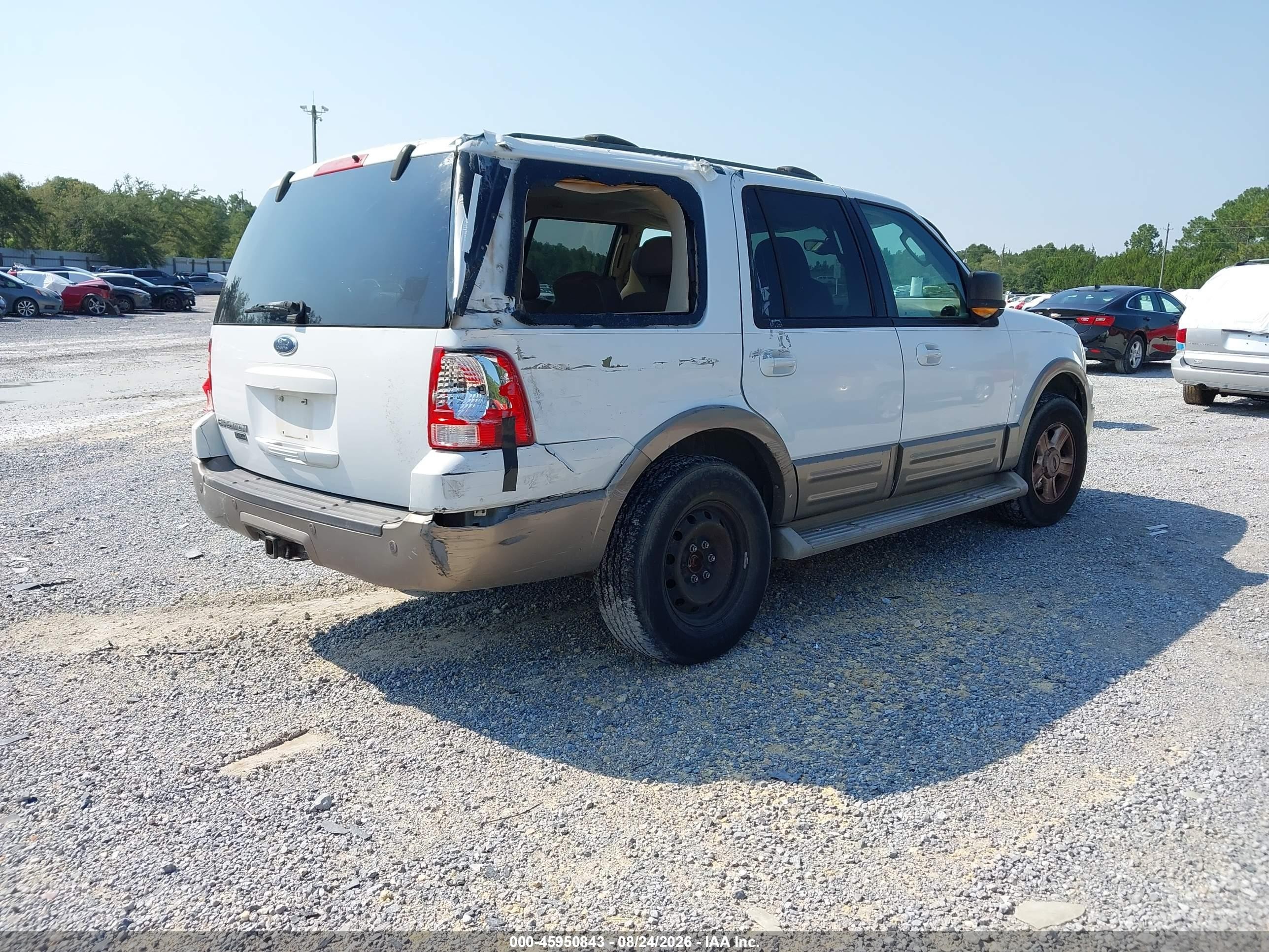 2004 Ford Expedition Eddie Bauer White vin: 1FMPU18L54LB80745
