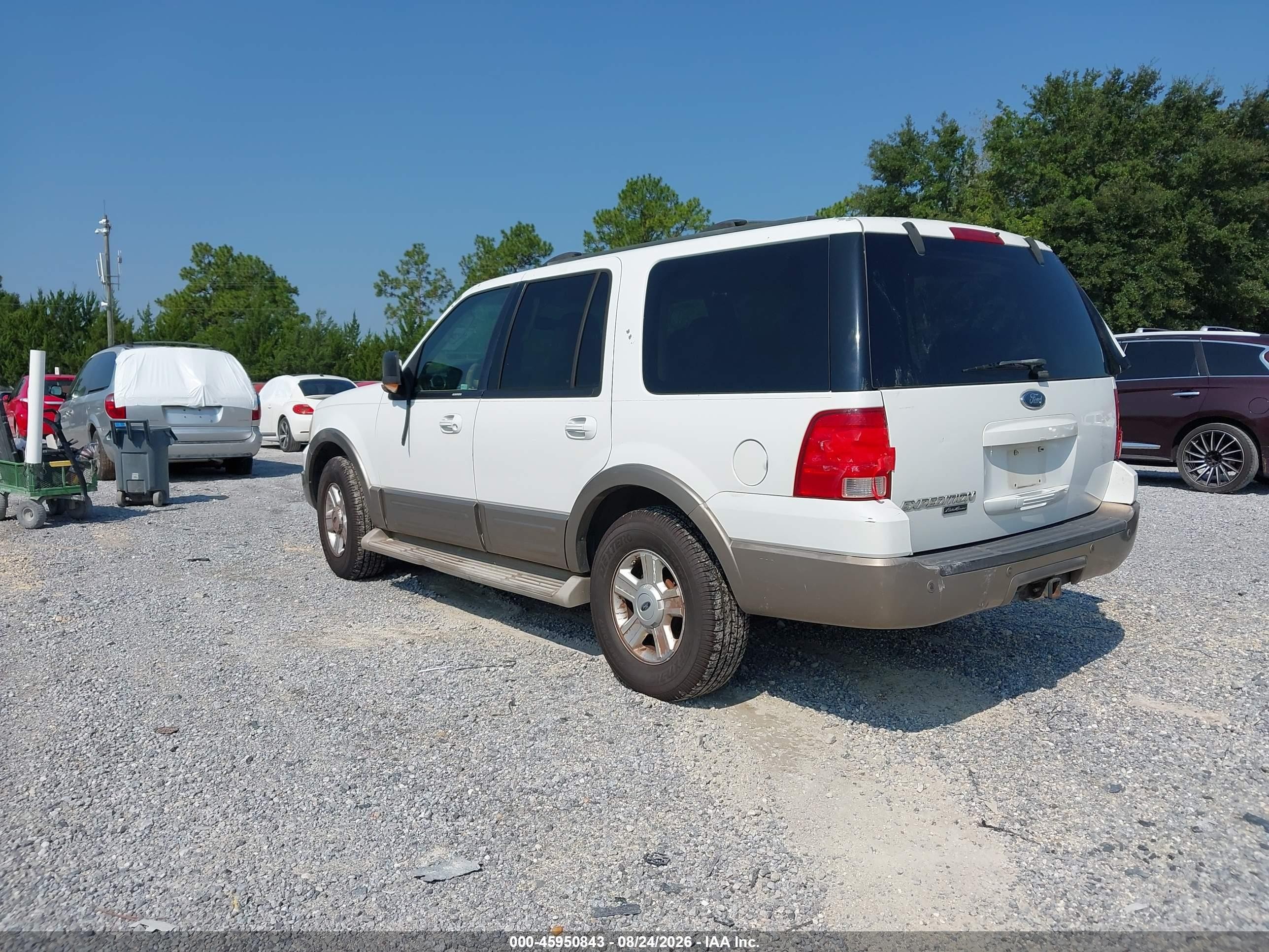 2004 Ford Expedition Eddie Bauer White vin: 1FMPU18L54LB80745