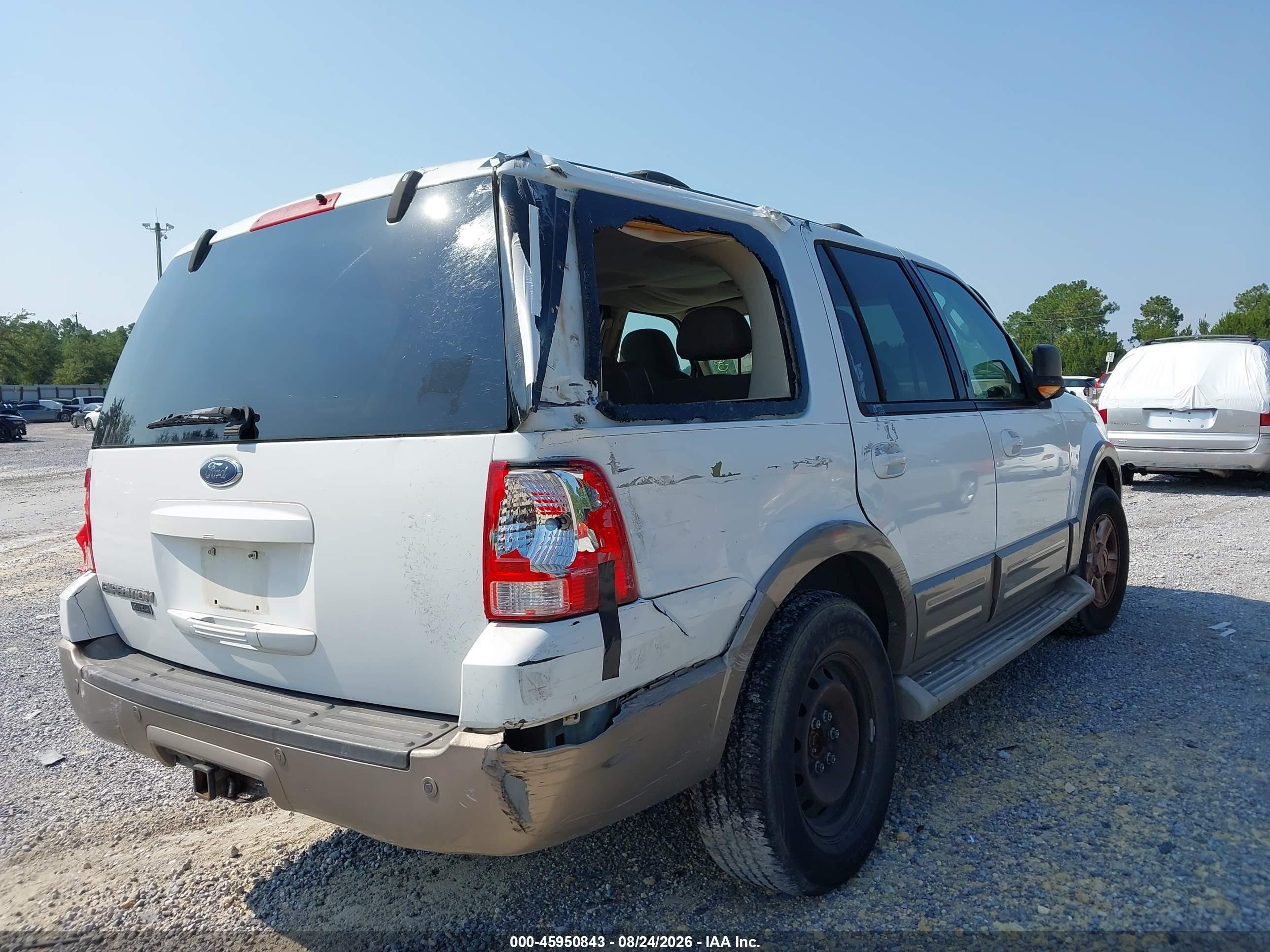 2004 Ford Expedition Eddie Bauer White vin: 1FMPU18L54LB80745