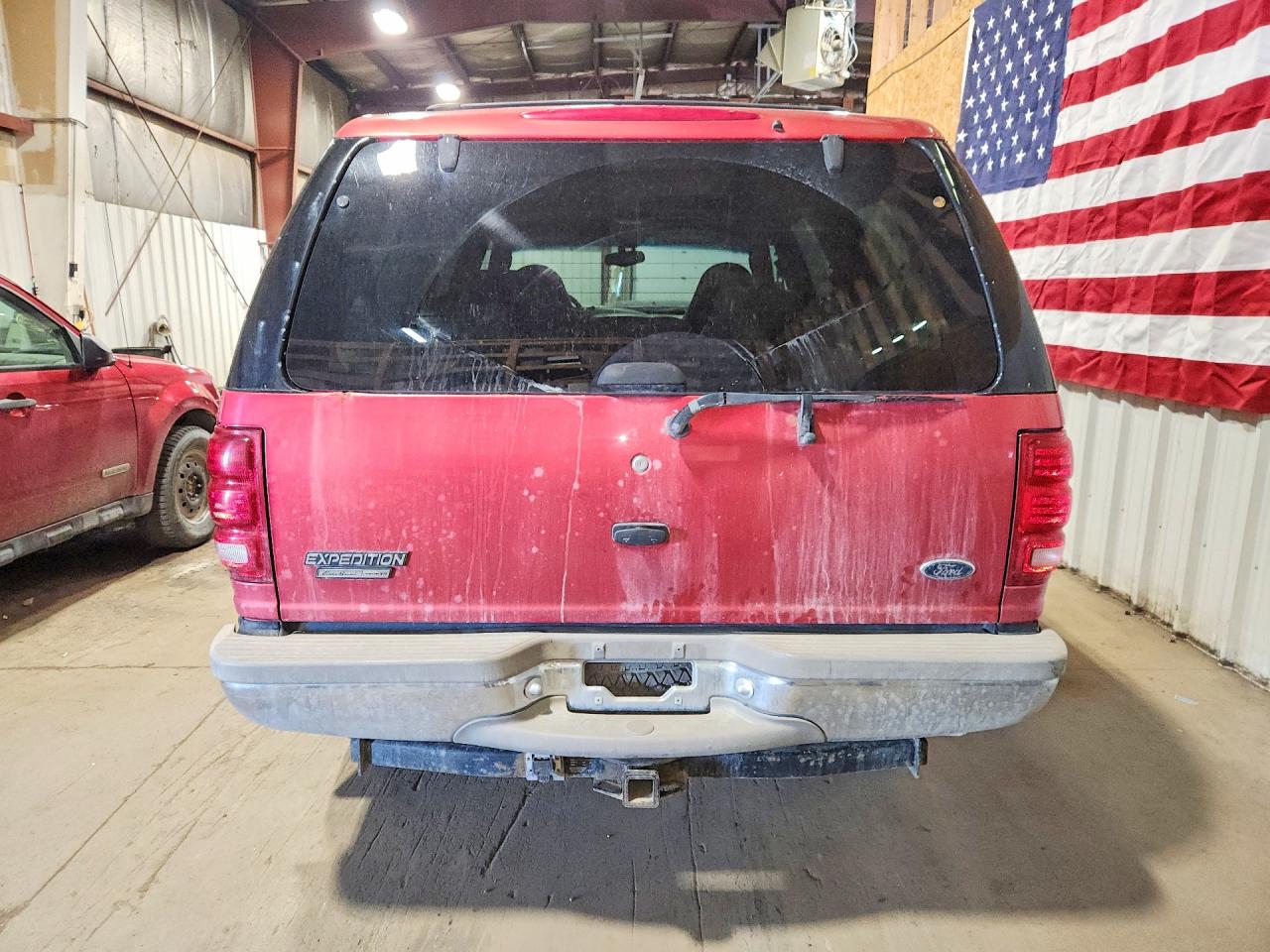 2002 Ford Expedition Eddie Bauer Red vin: 1FMPU18L62LA00184