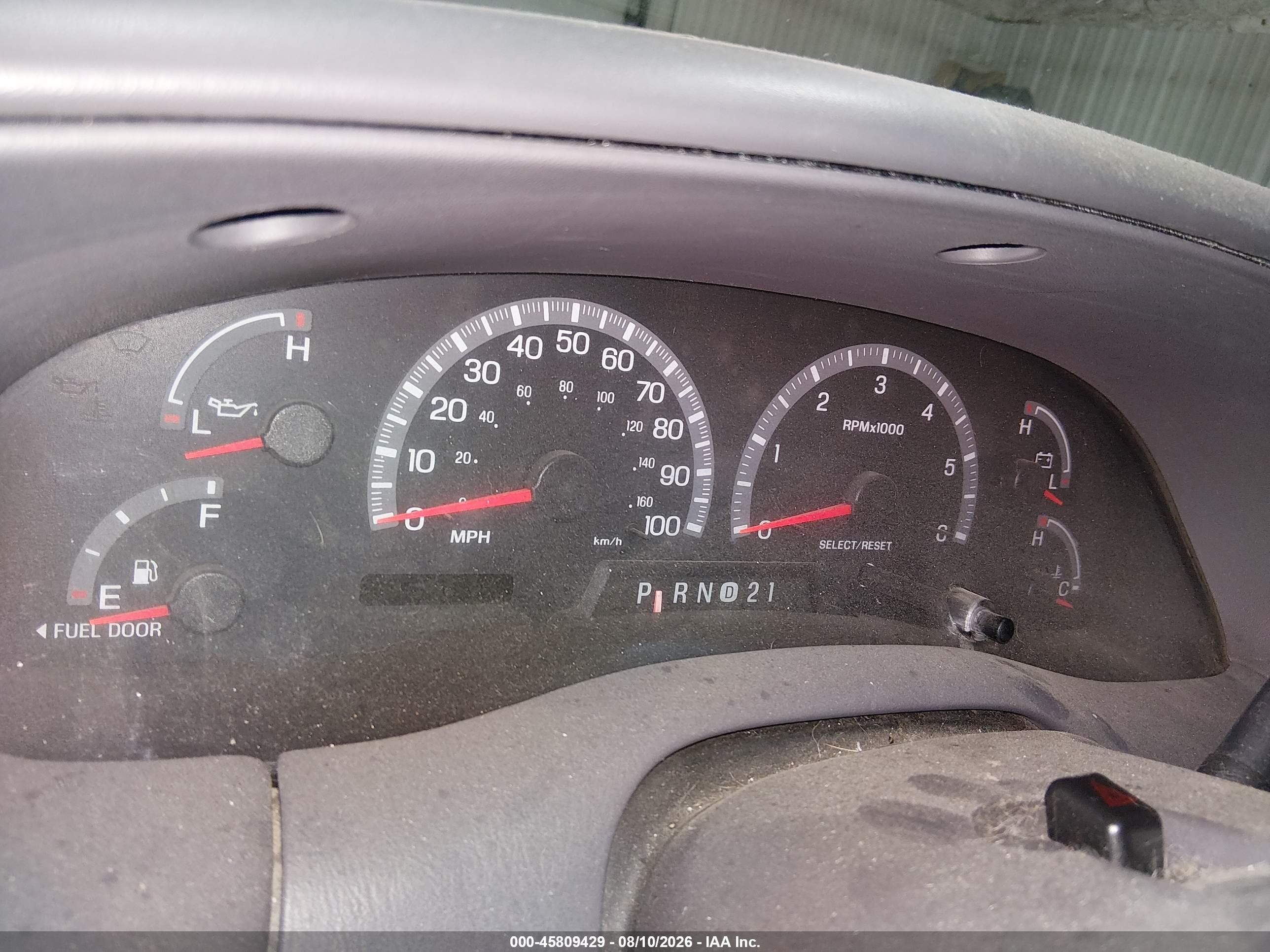 1999 Ford Expedition   Темно-бордовый vin: 1FMPU18L6XLC27558
