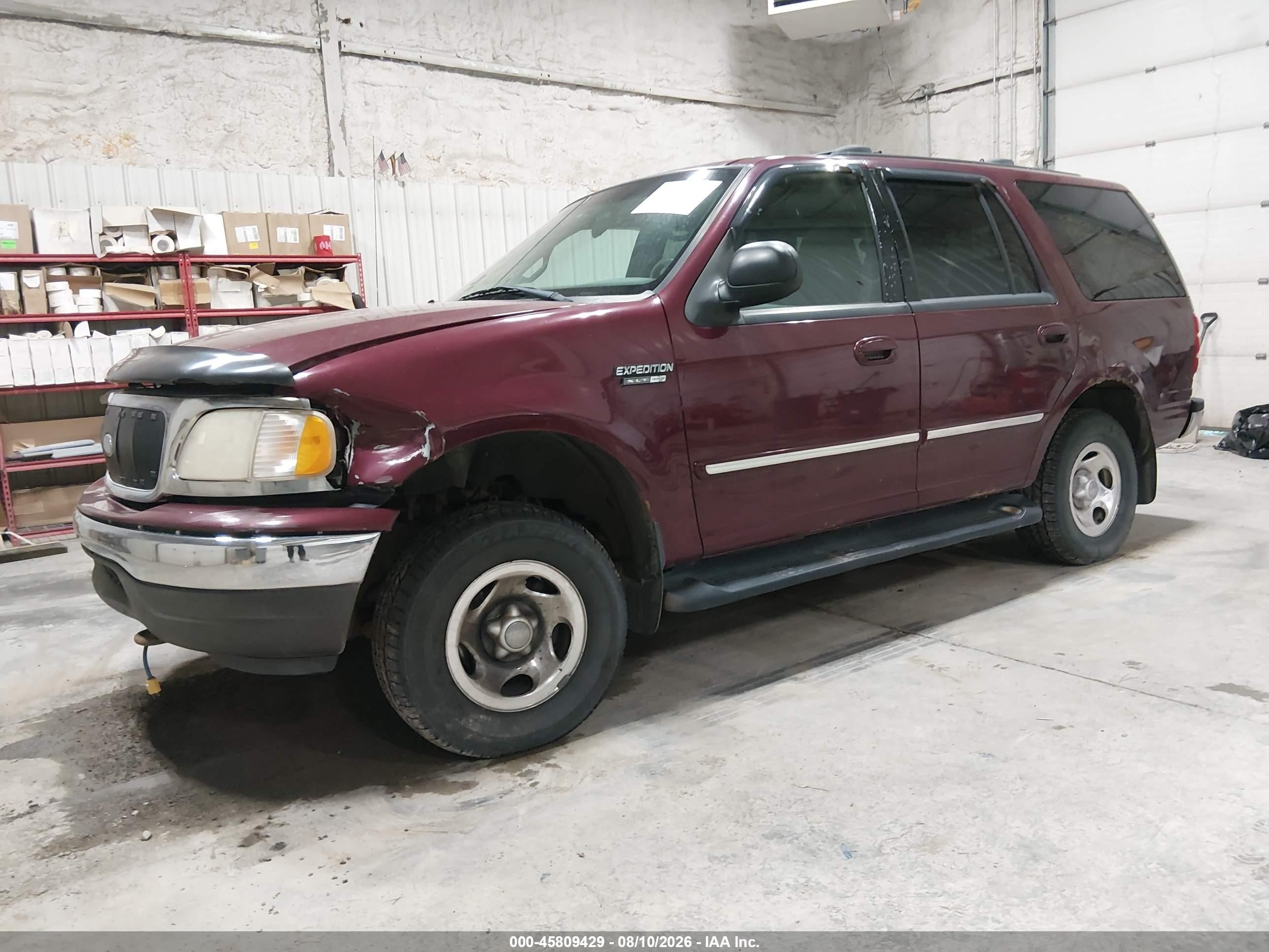 1999 Ford Expedition   Темно-бордовый vin: 1FMPU18L6XLC27558