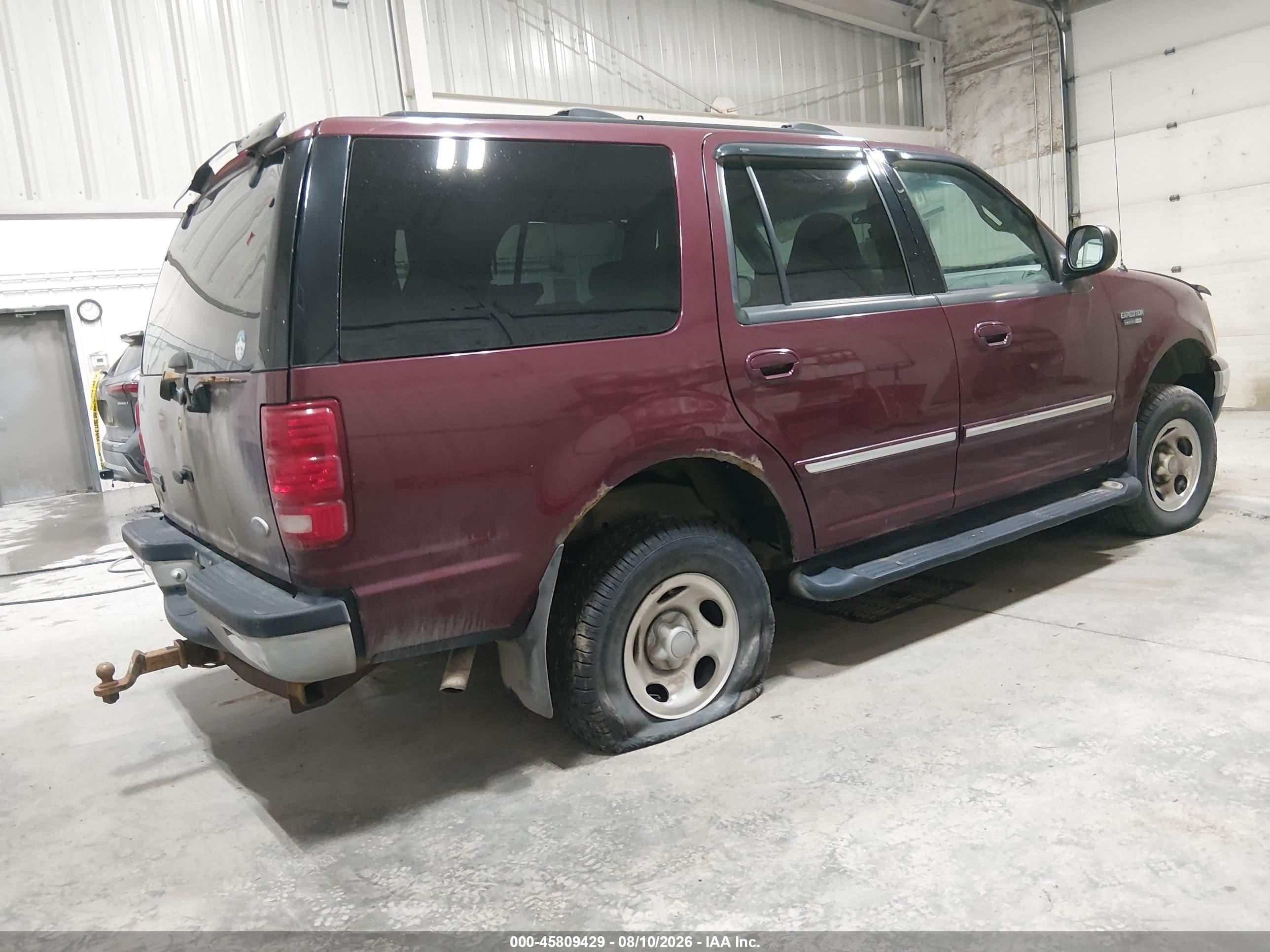 1999 Ford Expedition   Темно-бордовый vin: 1FMPU18L6XLC27558