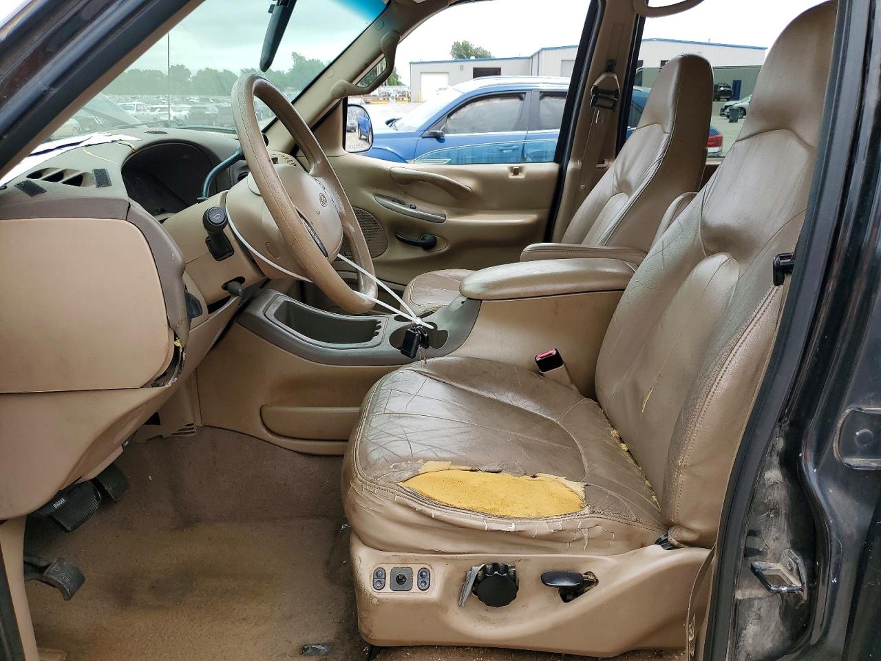 1999 Ford Expedition Xlt 119" Black vin: 1FMPU18L7XLA98147