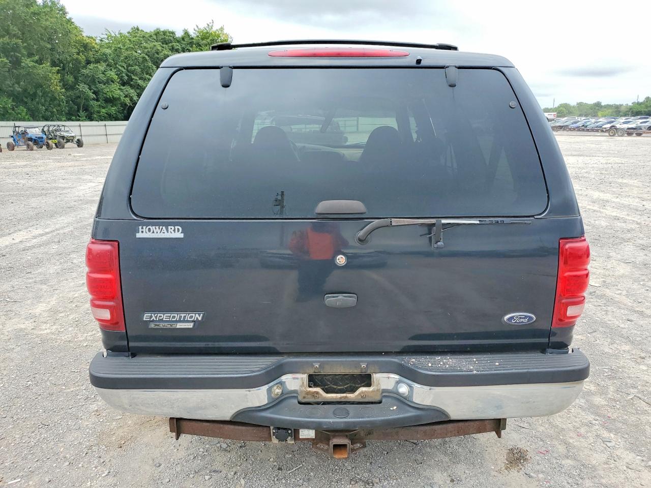 1999 Ford Expedition Xlt 119" Black vin: 1FMPU18L7XLA98147