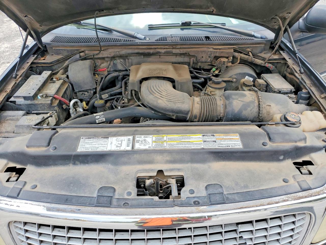 1999 Ford Expedition Xlt 119" Black vin: 1FMPU18L7XLA98147