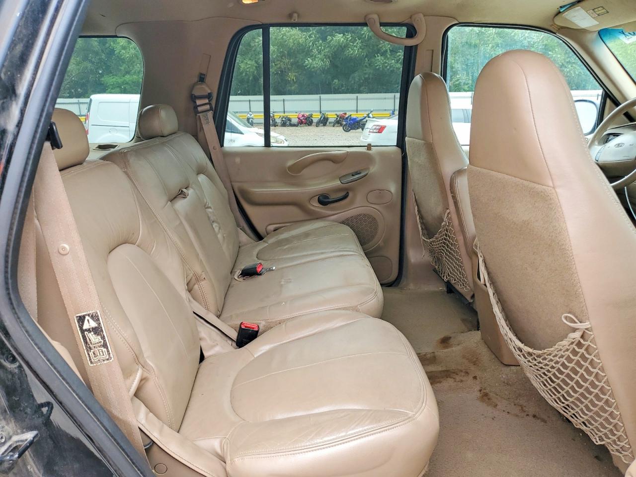 1999 Ford Expedition Xlt 119" Black vin: 1FMPU18L7XLA98147
