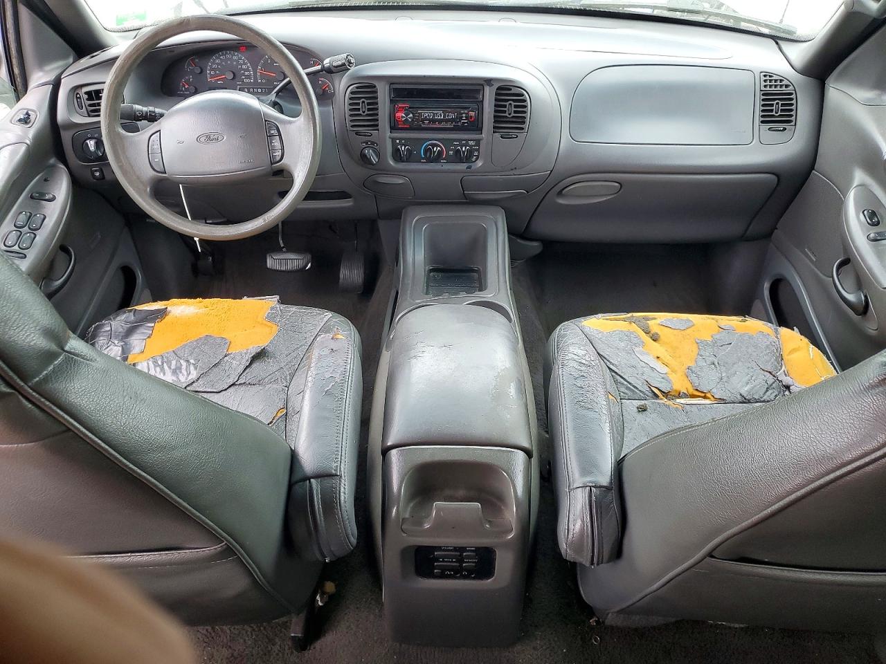 1999 Ford Expedition Silver vin: 1FMPU18L7XLB85062